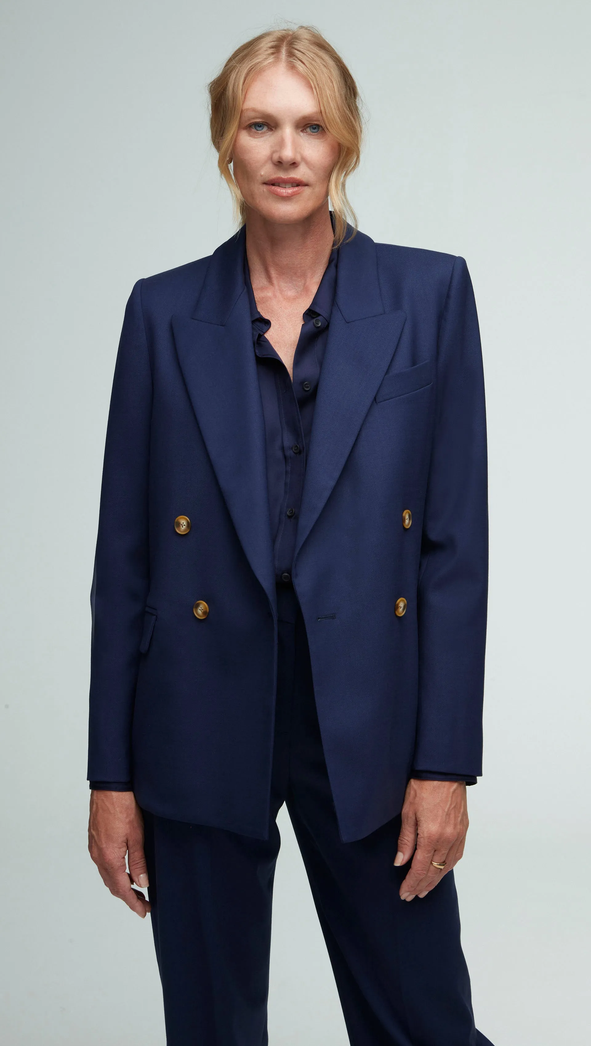 Peak Lapel Blazer in Seasonless Wool | Navy sold by Argent product image thumbnail 3