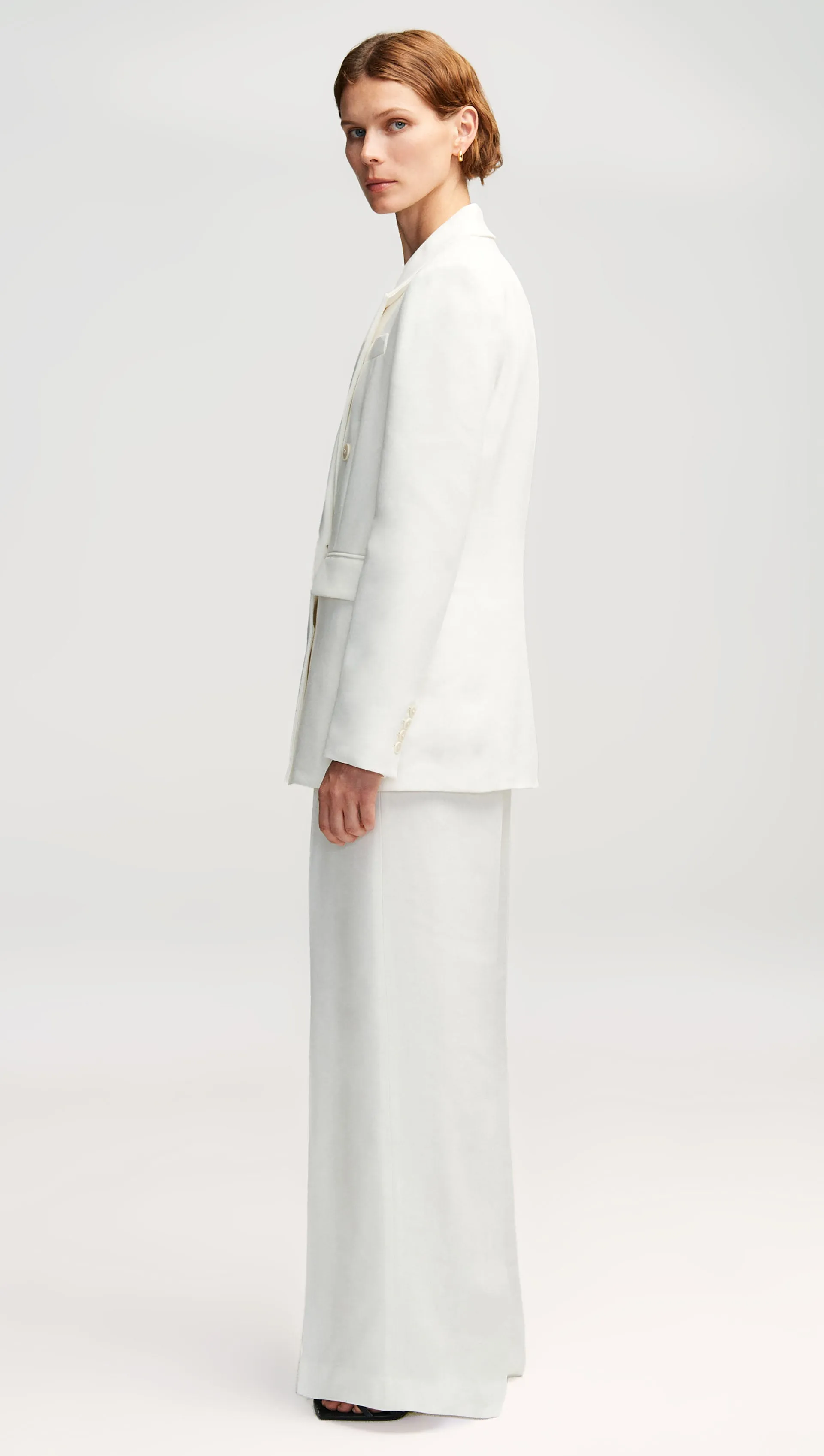 Double-Breasted Blazer in Textured Linen Twill | Ivory sold by Argent product image thumbnail 3