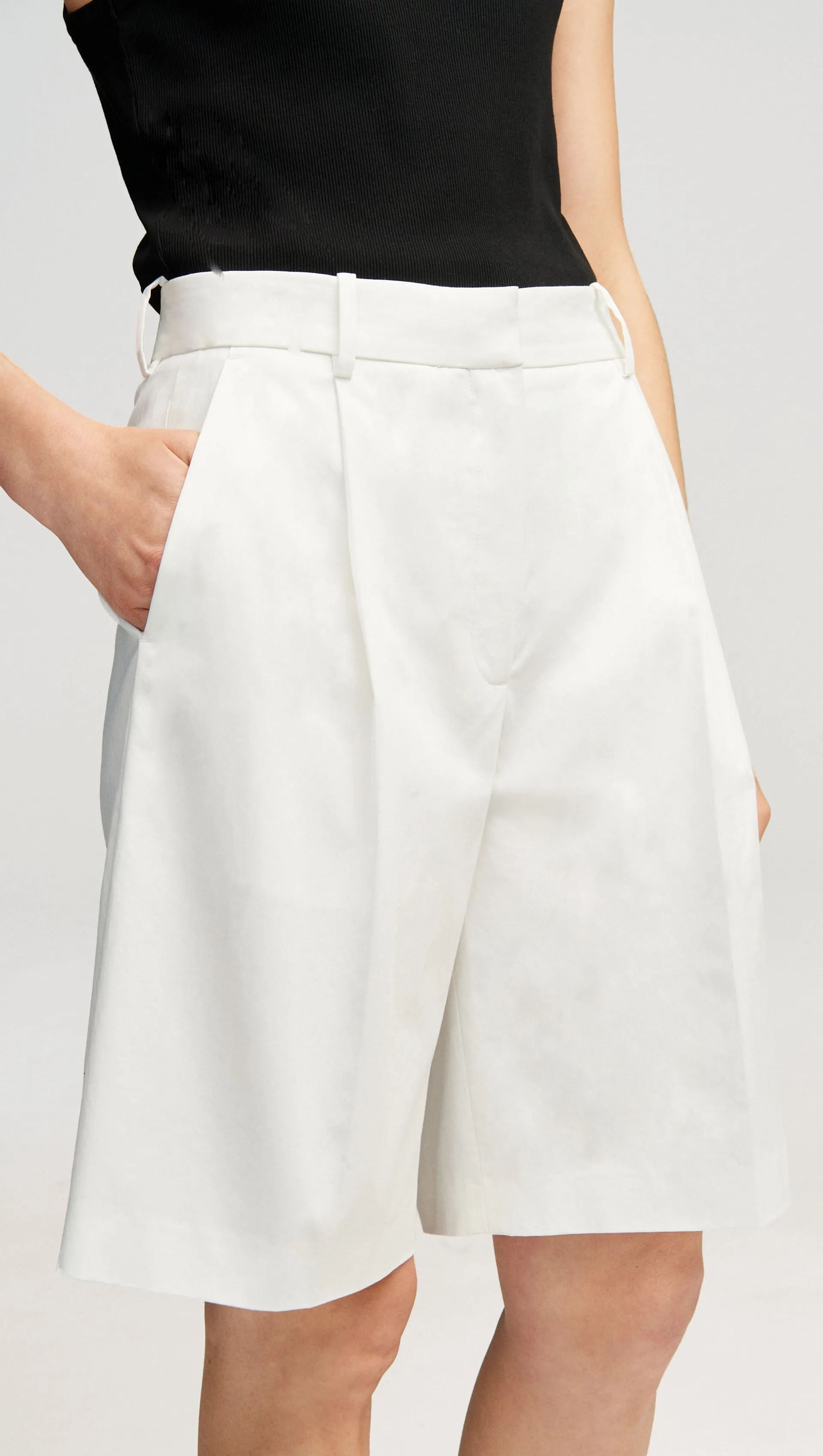 Pleated Shorts in Cotton Twill | Ivory sold by Argent product image thumbnail 2