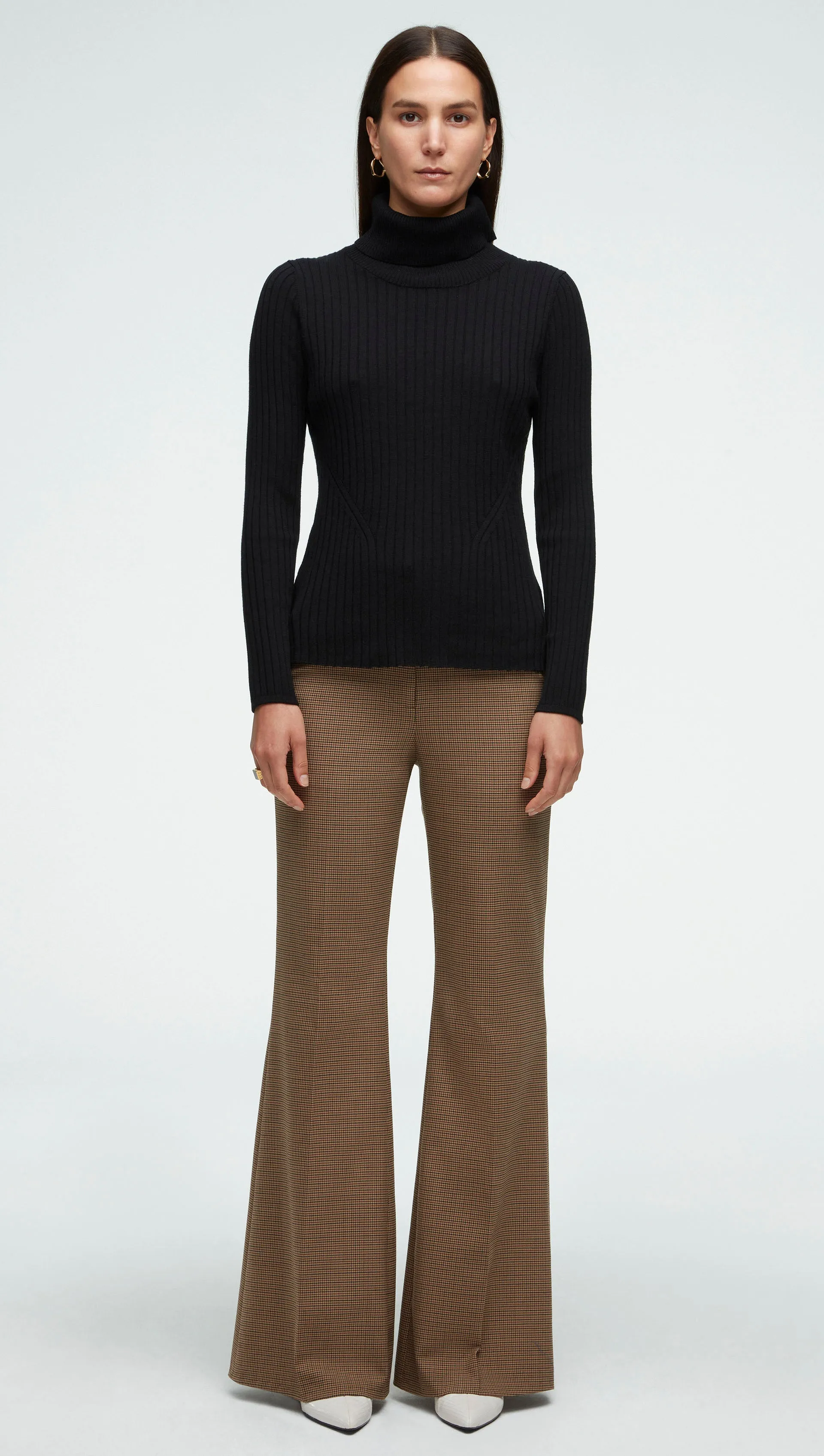 Ribbed Turtleneck in Merino Wool | Black sold by Argent product image thumbnail 2