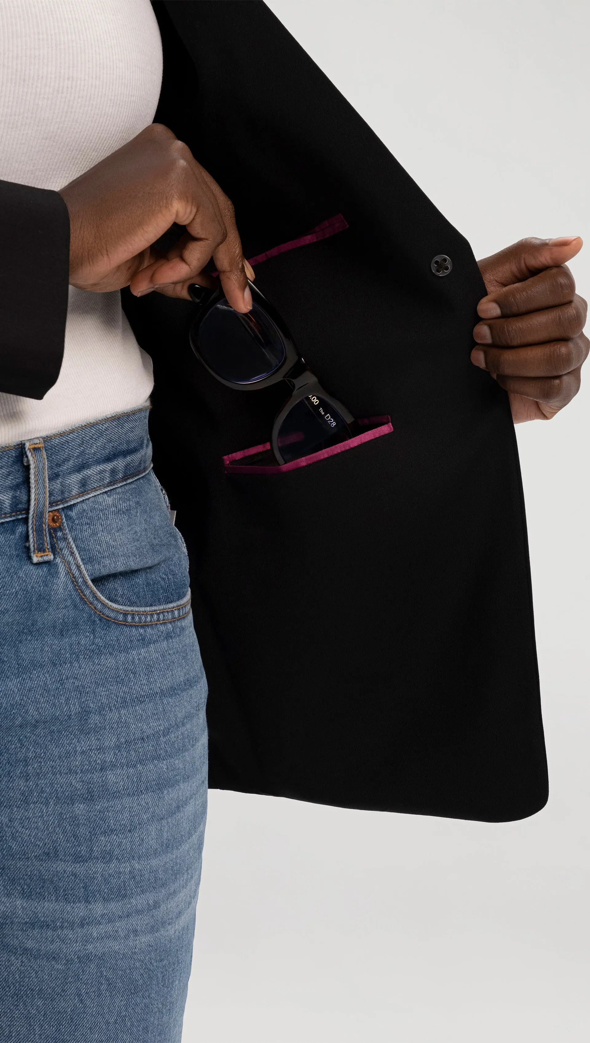 Single Button Blazer in Seasonless Wool | Black sold by Argent product image thumbnail 3