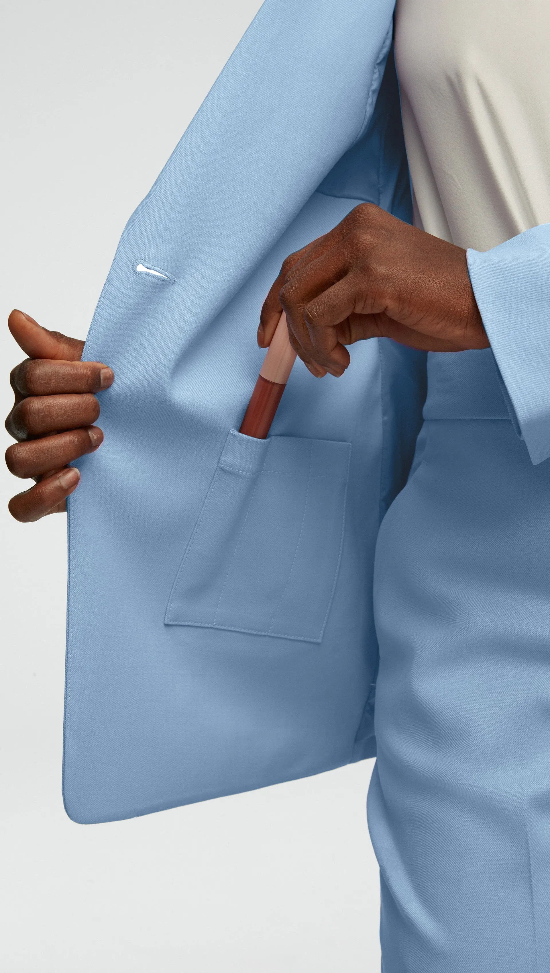 Single Button Blazer in Seasonless Wool | Sky sold by Argent product image thumbnail 3