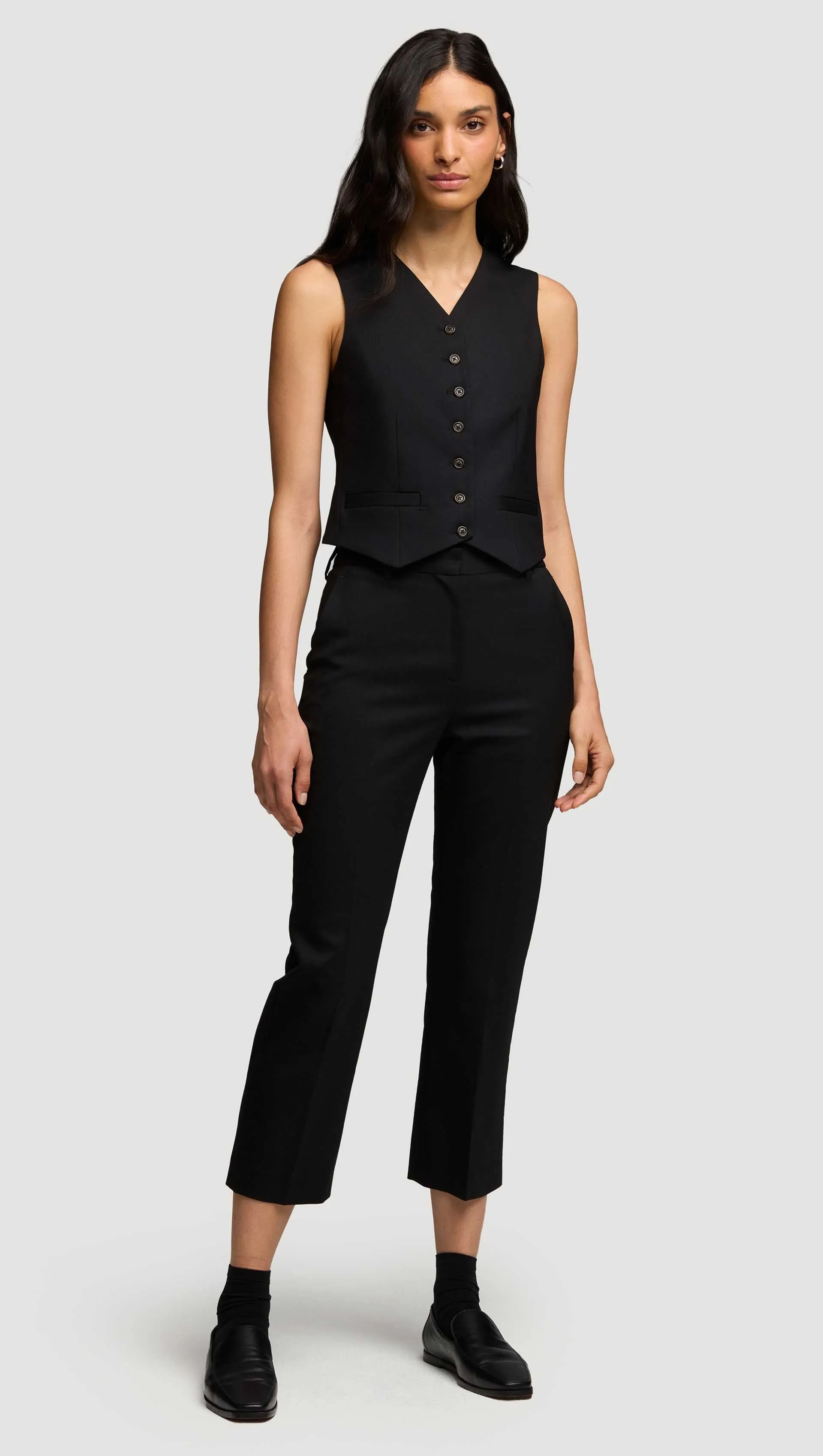 Cropped Straight Leg Trouser in Seasonless Wool | Black sold by Argent