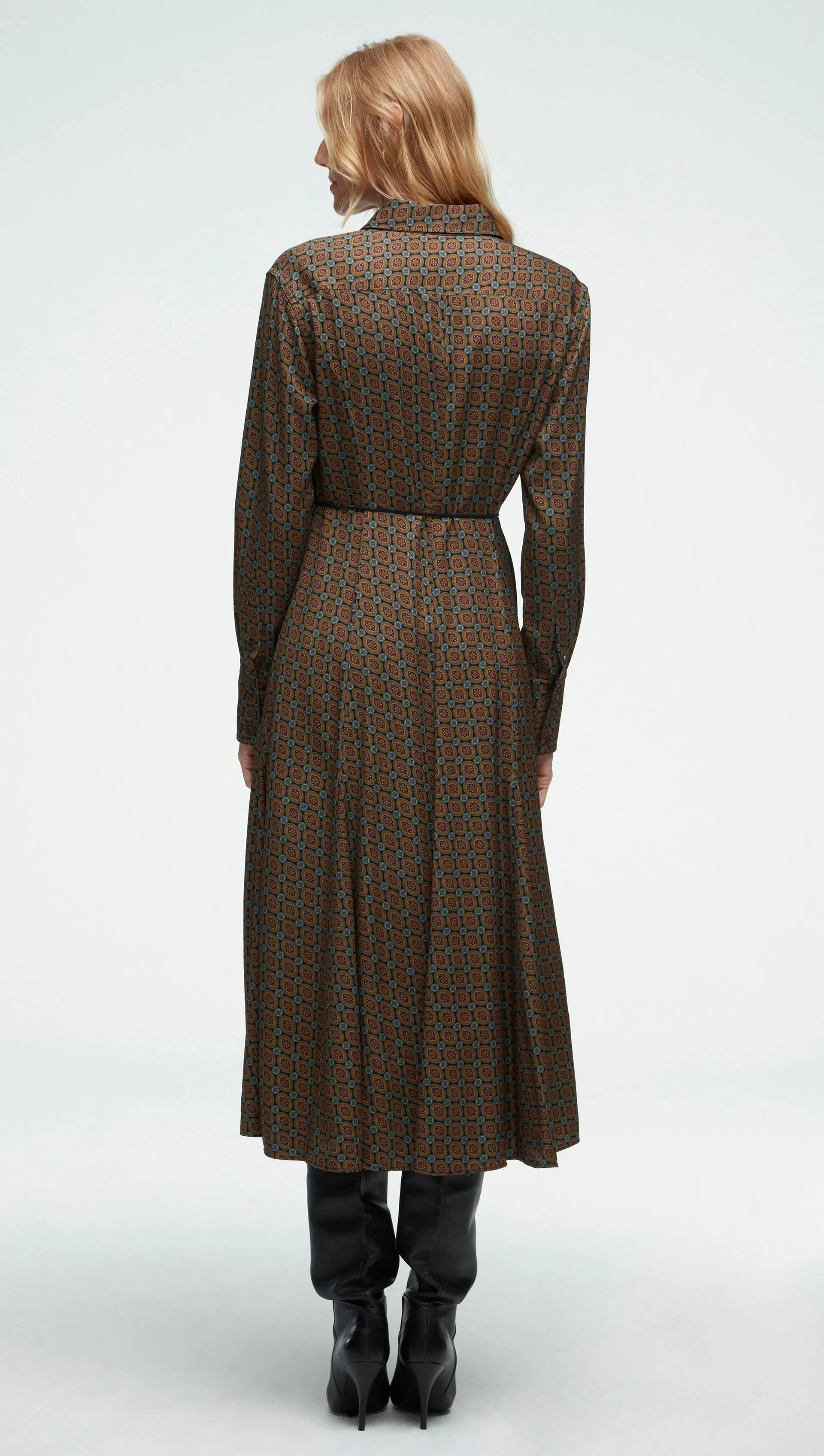 Soft Shirt Dress in Viscose Twill | Medallion Print sold by Argent product image thumbnail 4