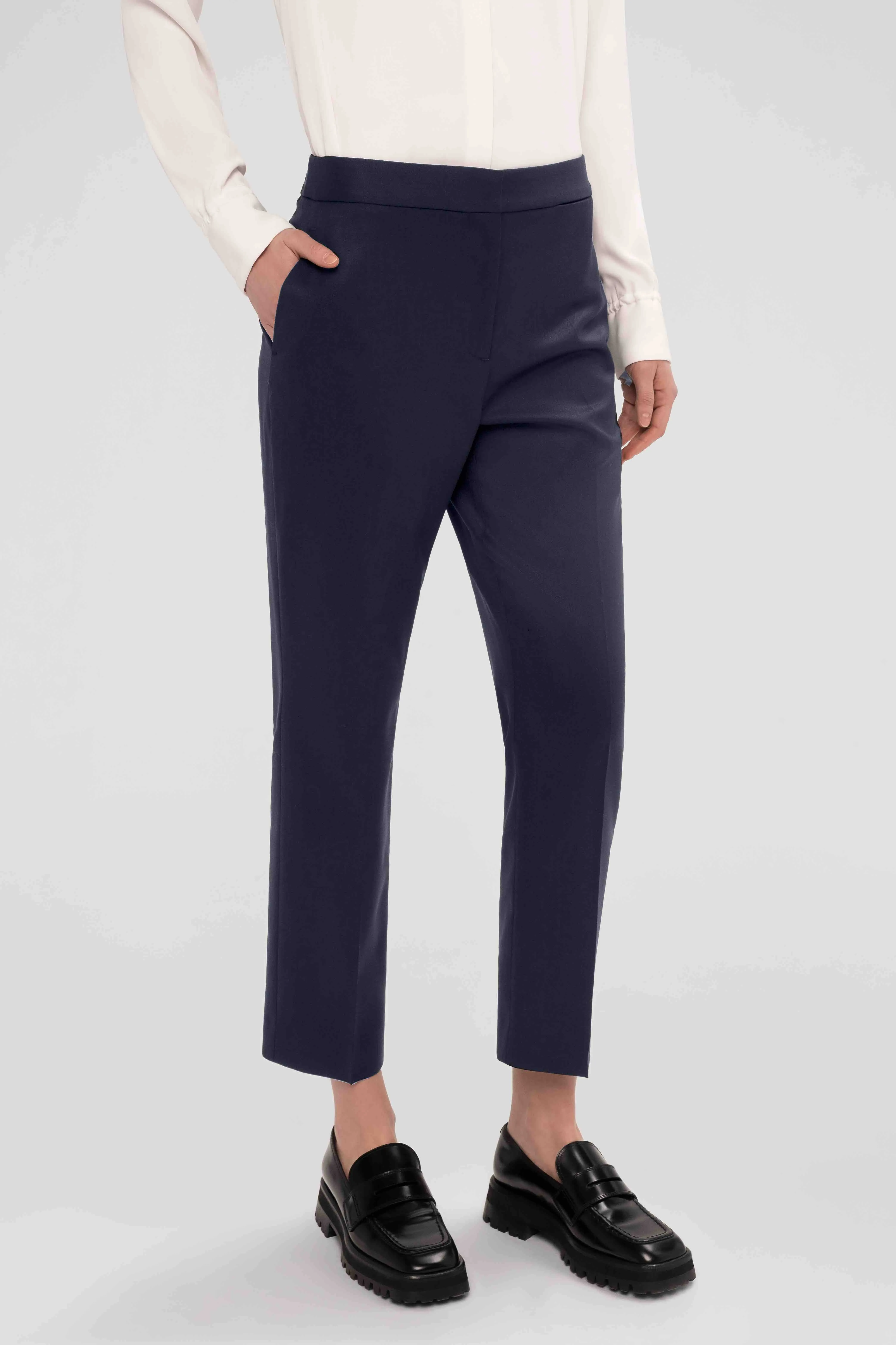 Tailored Trouser in Seasonless Wool | Midnight sold by Argent product image thumbnail 3