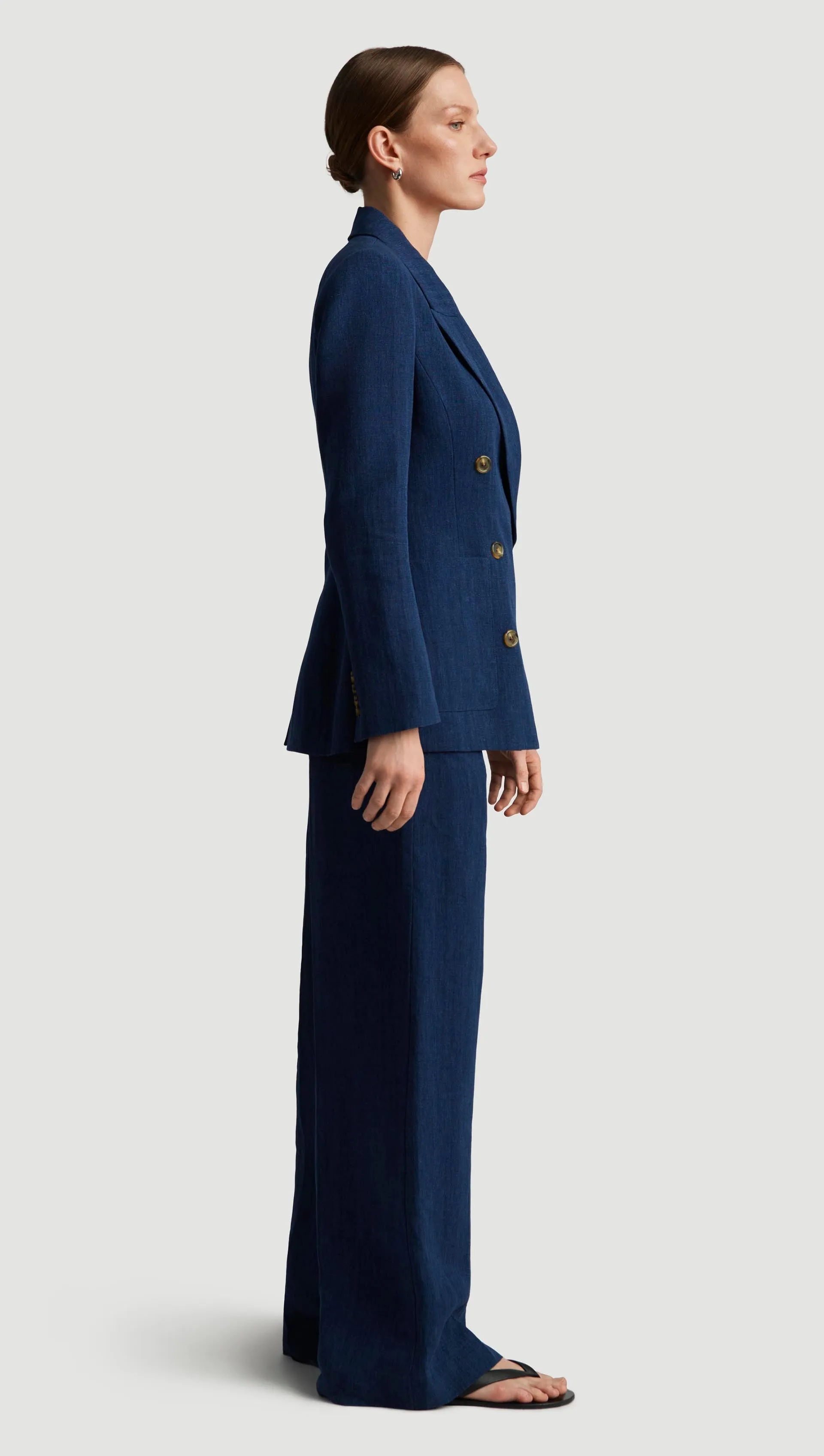 Chelsea Blazer in Linen | Denim sold by Argent product image thumbnail 3