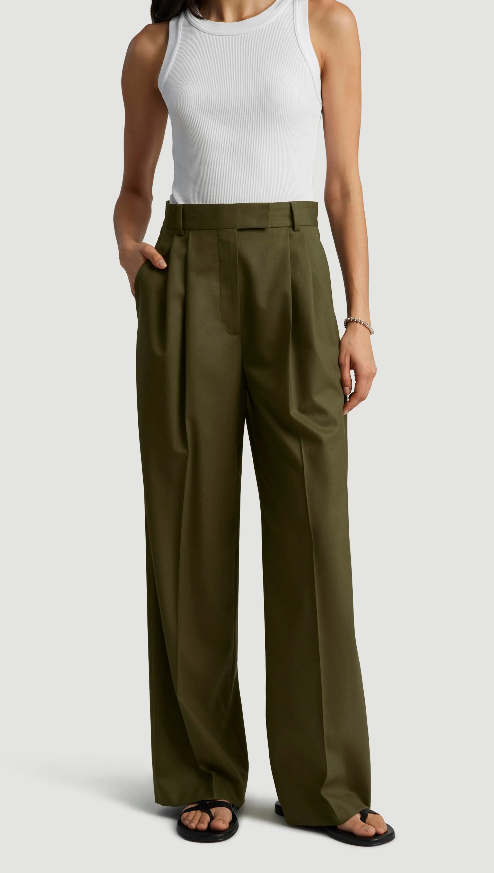 Pleated Trouser in Seasonless Wool | Pine Needle sold by Argent product image thumbnail 2