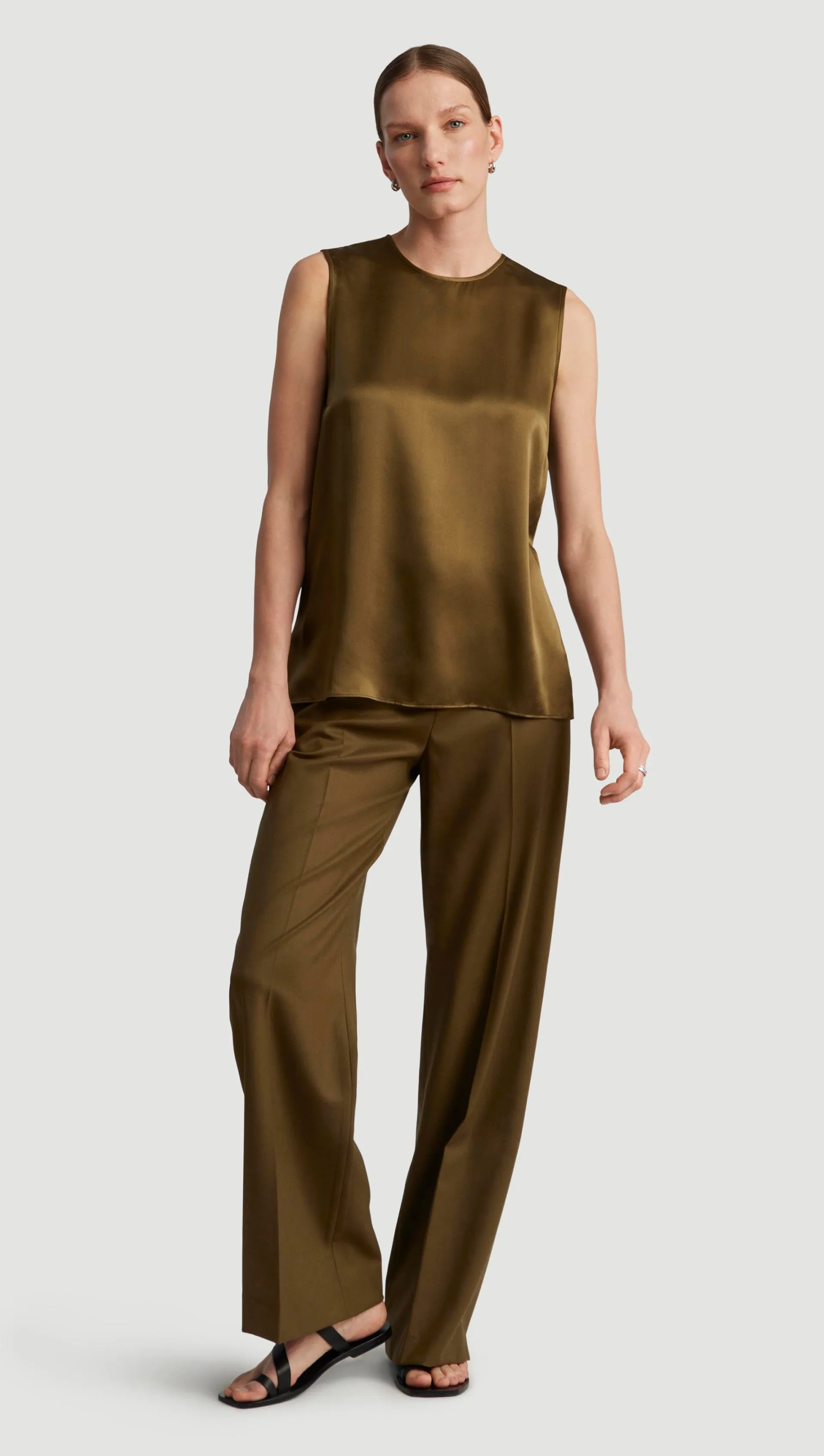 Wide Leg Trouser in Seasonless Wool | Mushroom sold by Argent