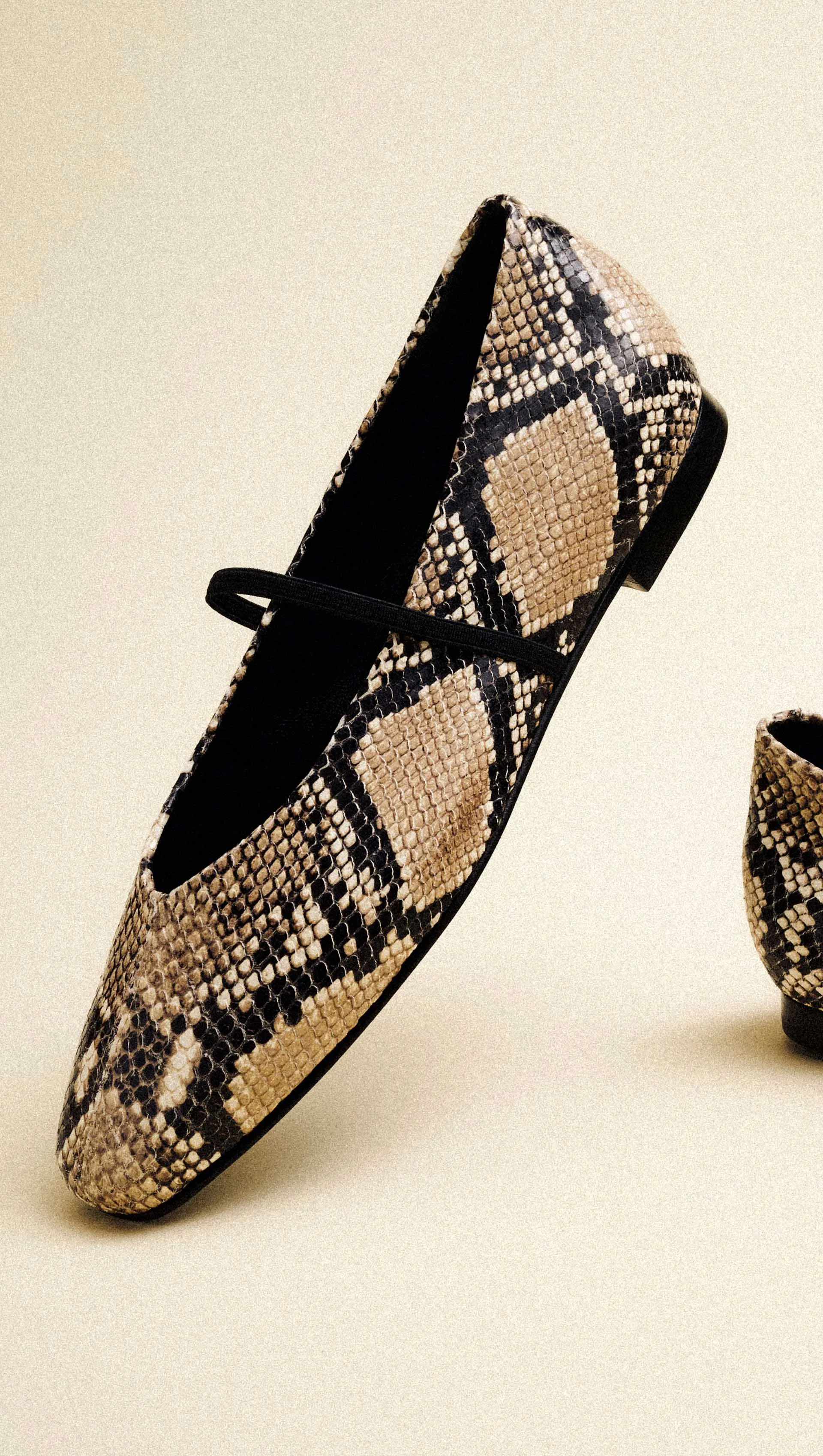 The Phoebe in Natural Python Embossed sold by Argent product image thumbnail 3