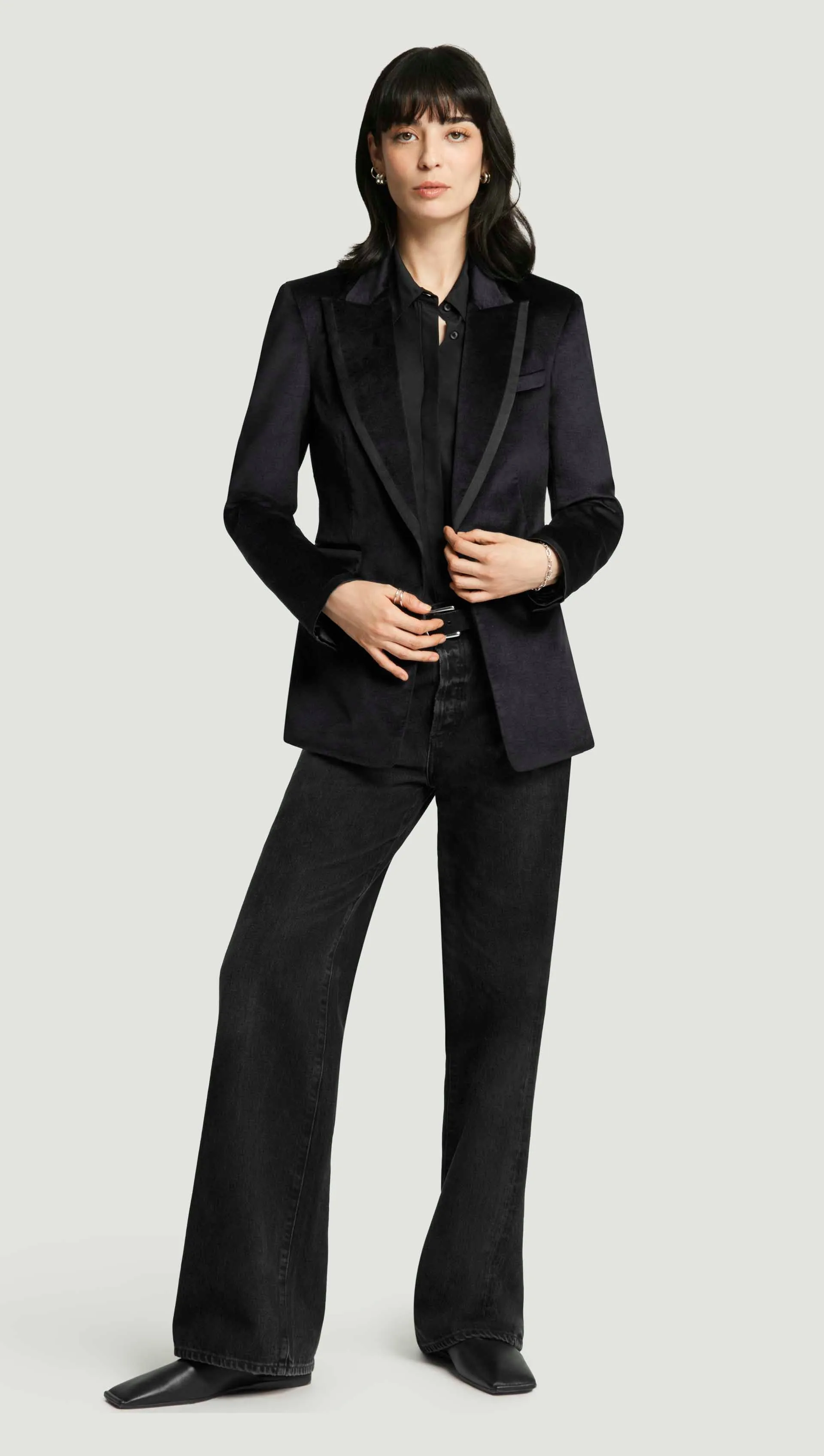 Sculpted Blazer in Velvet w/Satin Detail | Black sold by Argent product image thumbnail 5