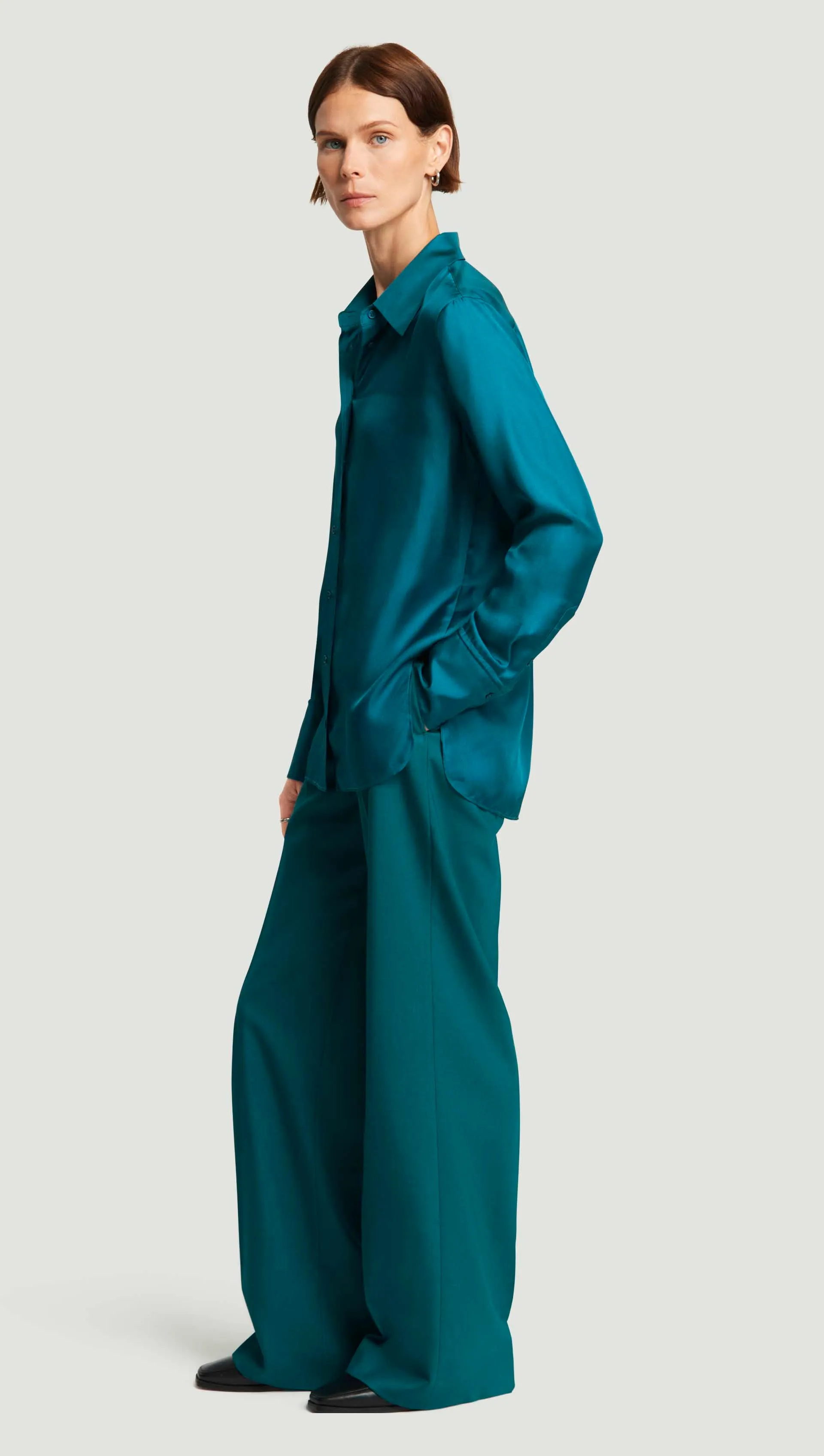 Slim Blouse in Silk Twill | Teal sold by Argent product image thumbnail 4