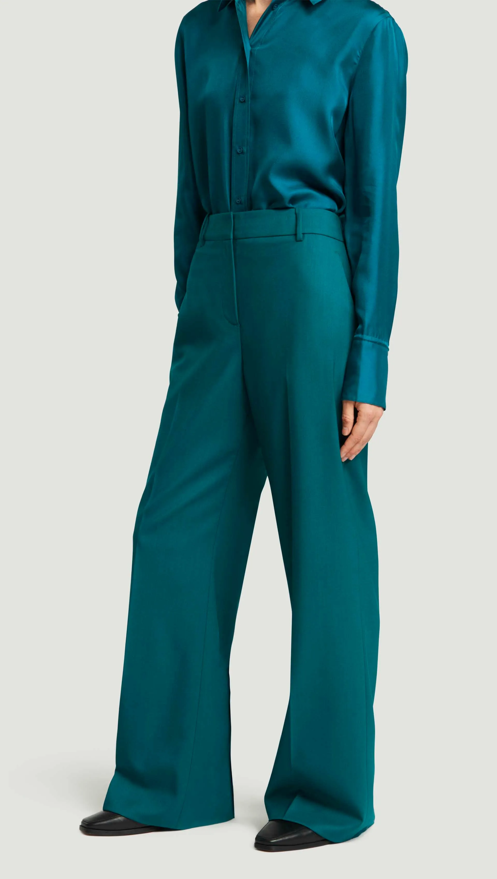 Soho Trouser in Seasonless Wool | Teal sold by Argent product image thumbnail 4