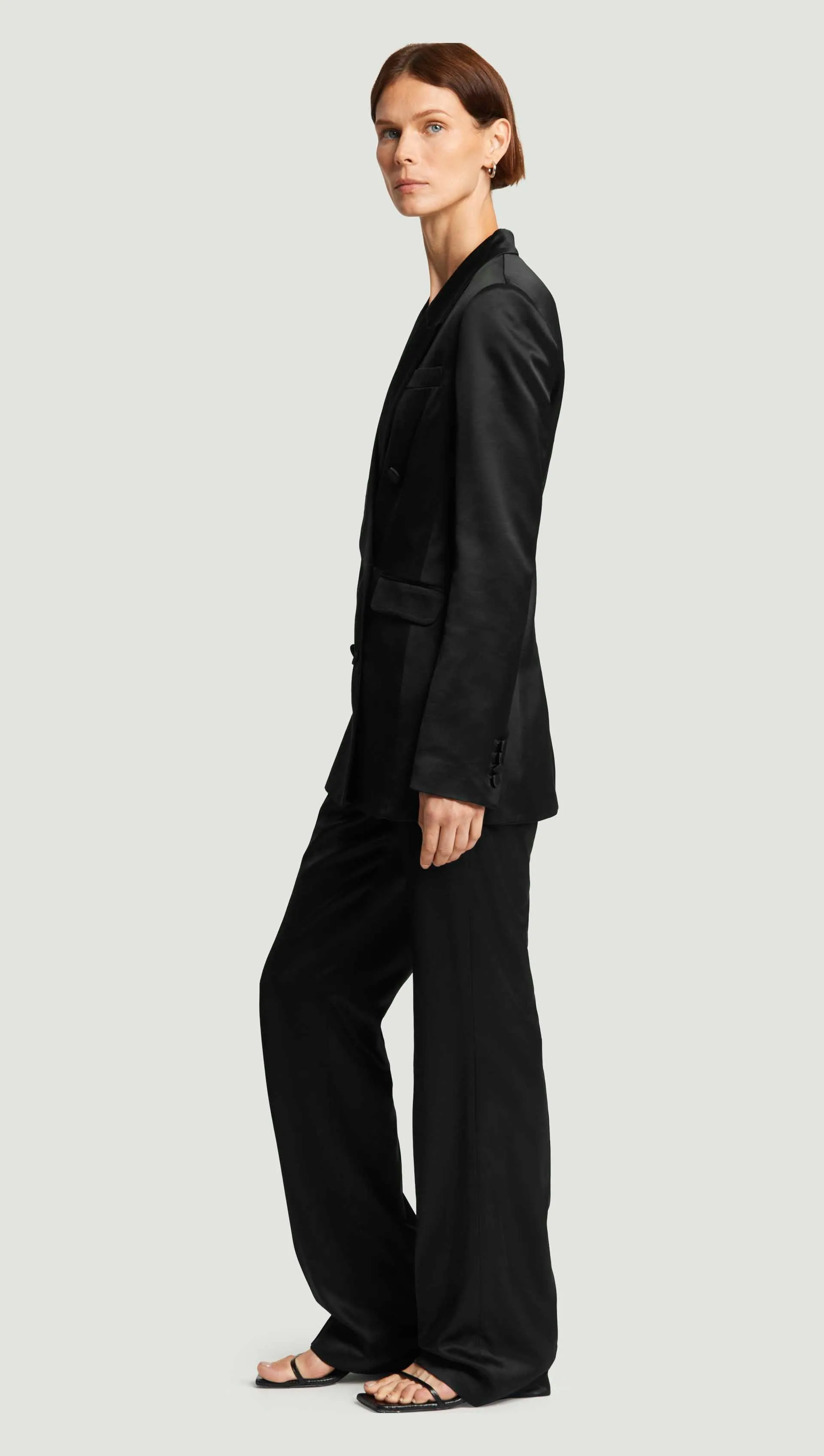 Double-Breasted Blazer in Satin Viscose Wool | Black sold by Argent product image thumbnail 4