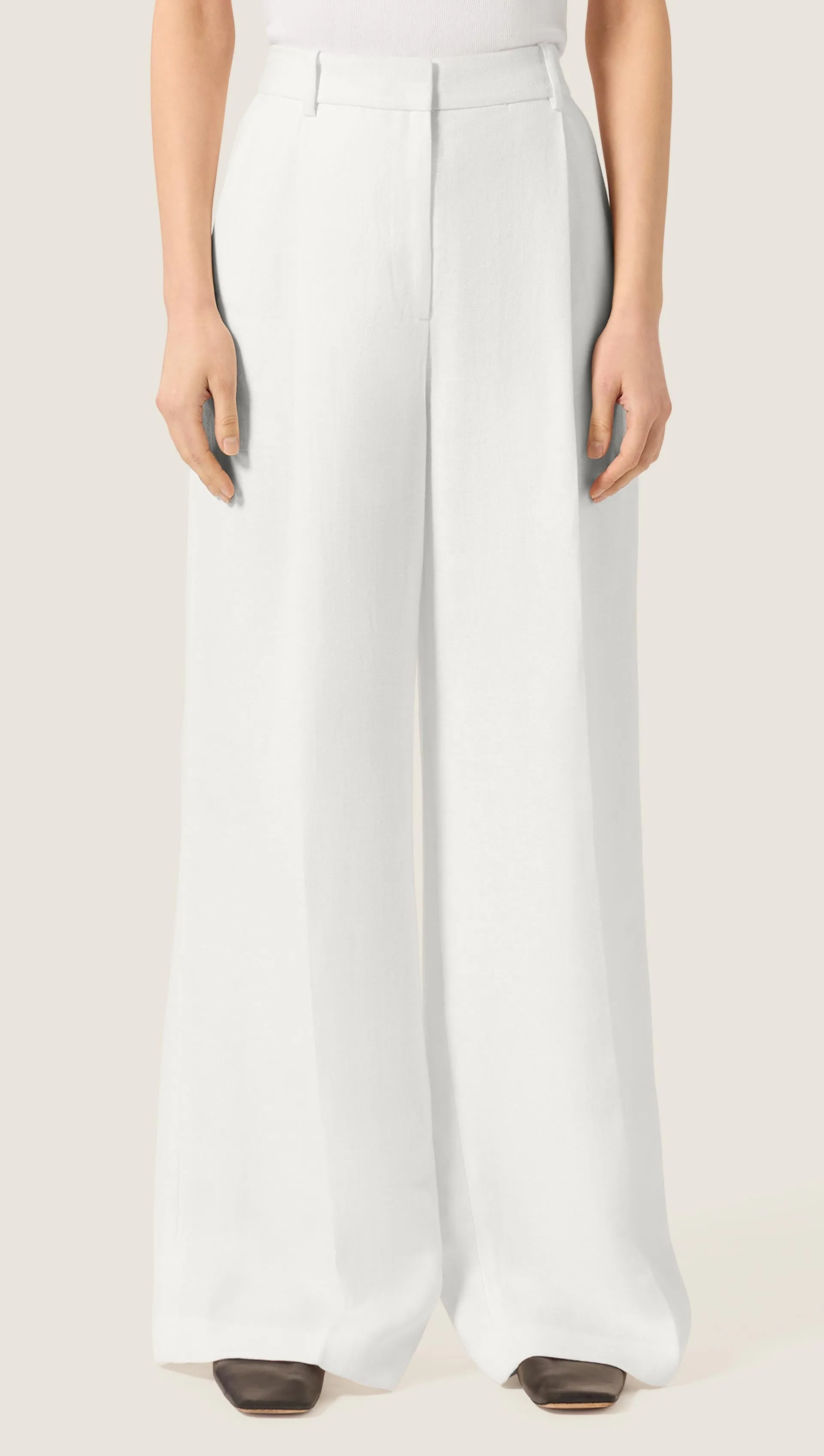 Single Pleat Trouser in Viscose Linen | Ivory sold by Argent product image thumbnail 2