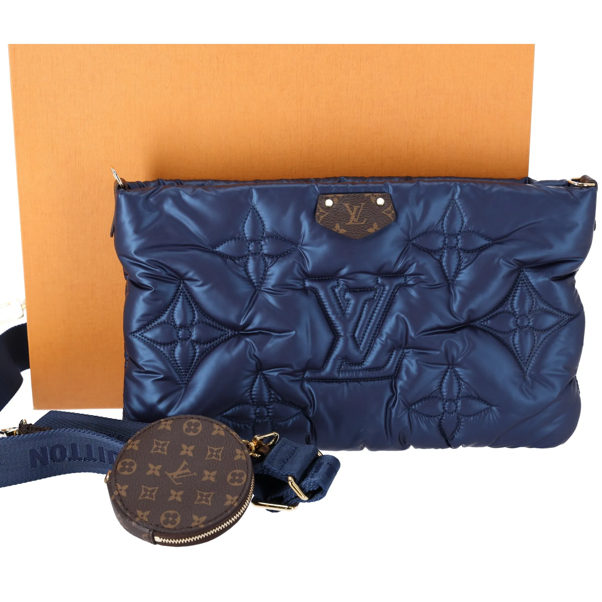 Louis Vuitton Maxi Multi Pochette Accessoires Pillow Shoulder Bag Silver Blue sold by Gaby's Bags product image thumbnail 3