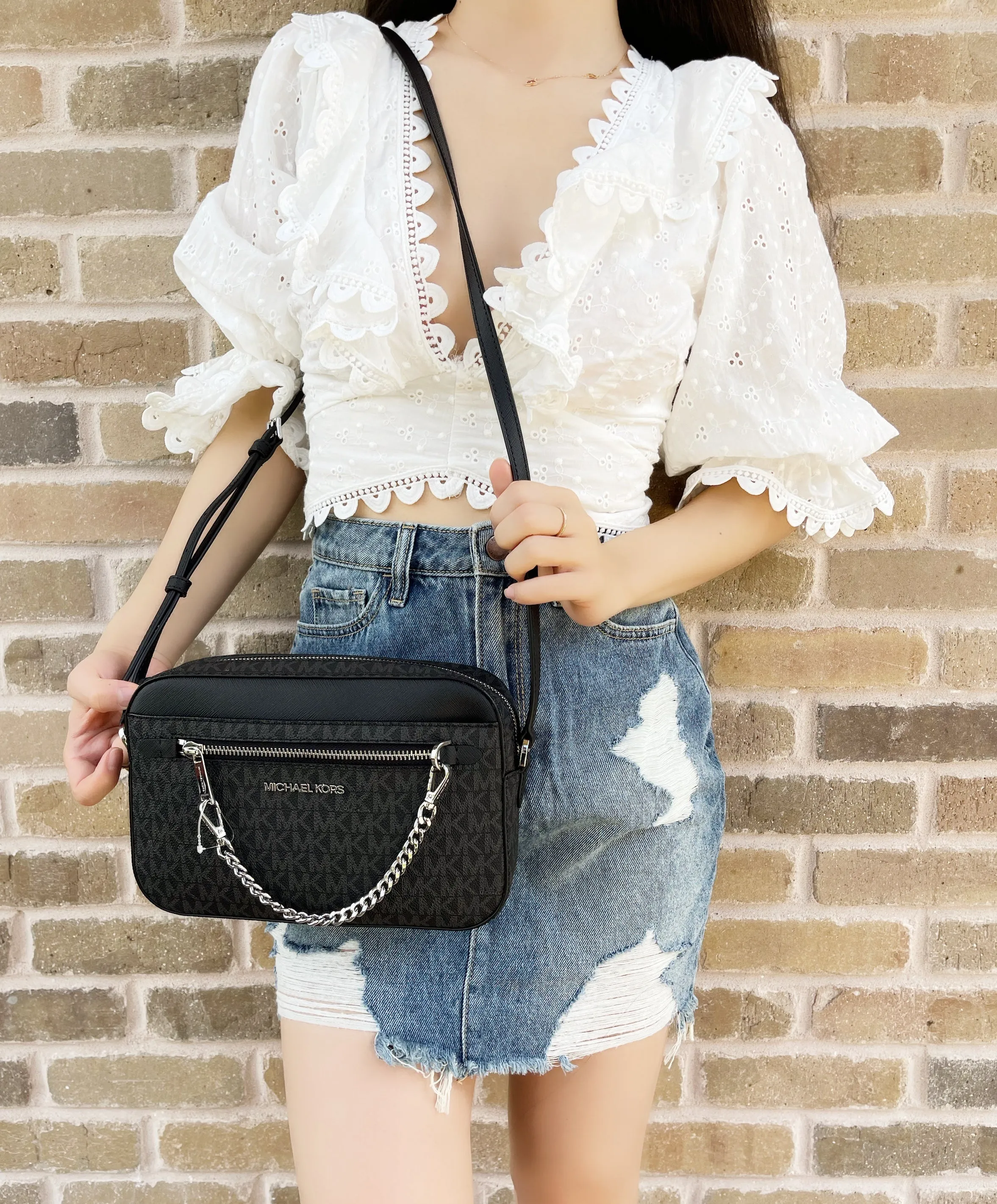 Michael Kors Jet Set Chain East West Large Crossbody Black MK Signature sold by Gaby's Bags product image thumbnail 2