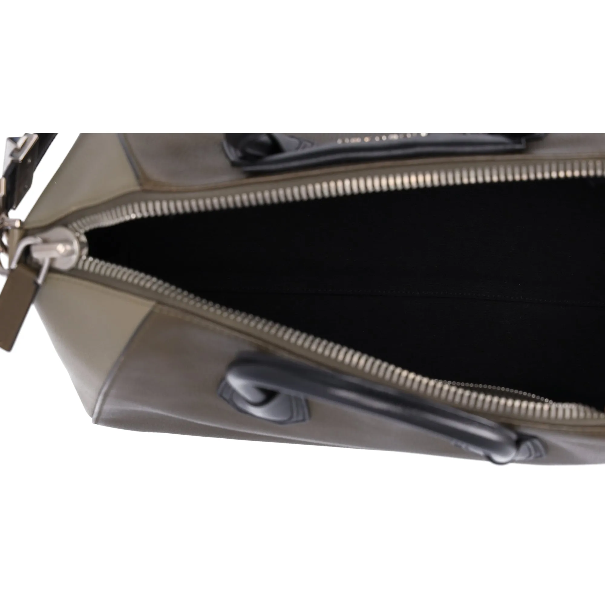 GIVENCHY Antigona Medium Shoulder Bag BB05100630 Khaki Light Green Black Leather sold by Gaby's Bags product image thumbnail 2