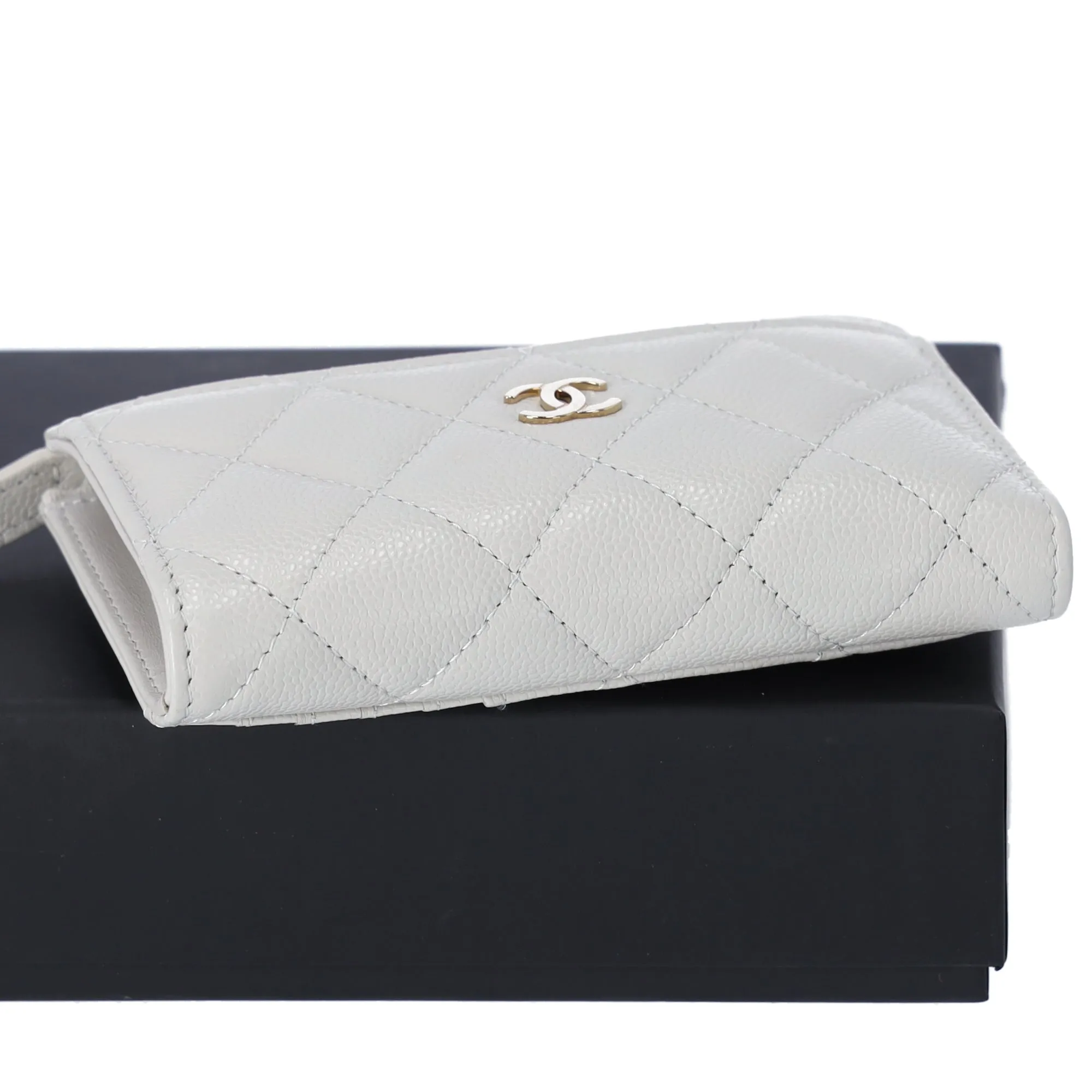CHANEL Matelasse Card Wallet AP3179 Light Gray Grained Shiny Caviar Leather sold by Gaby's Bags product image thumbnail 4