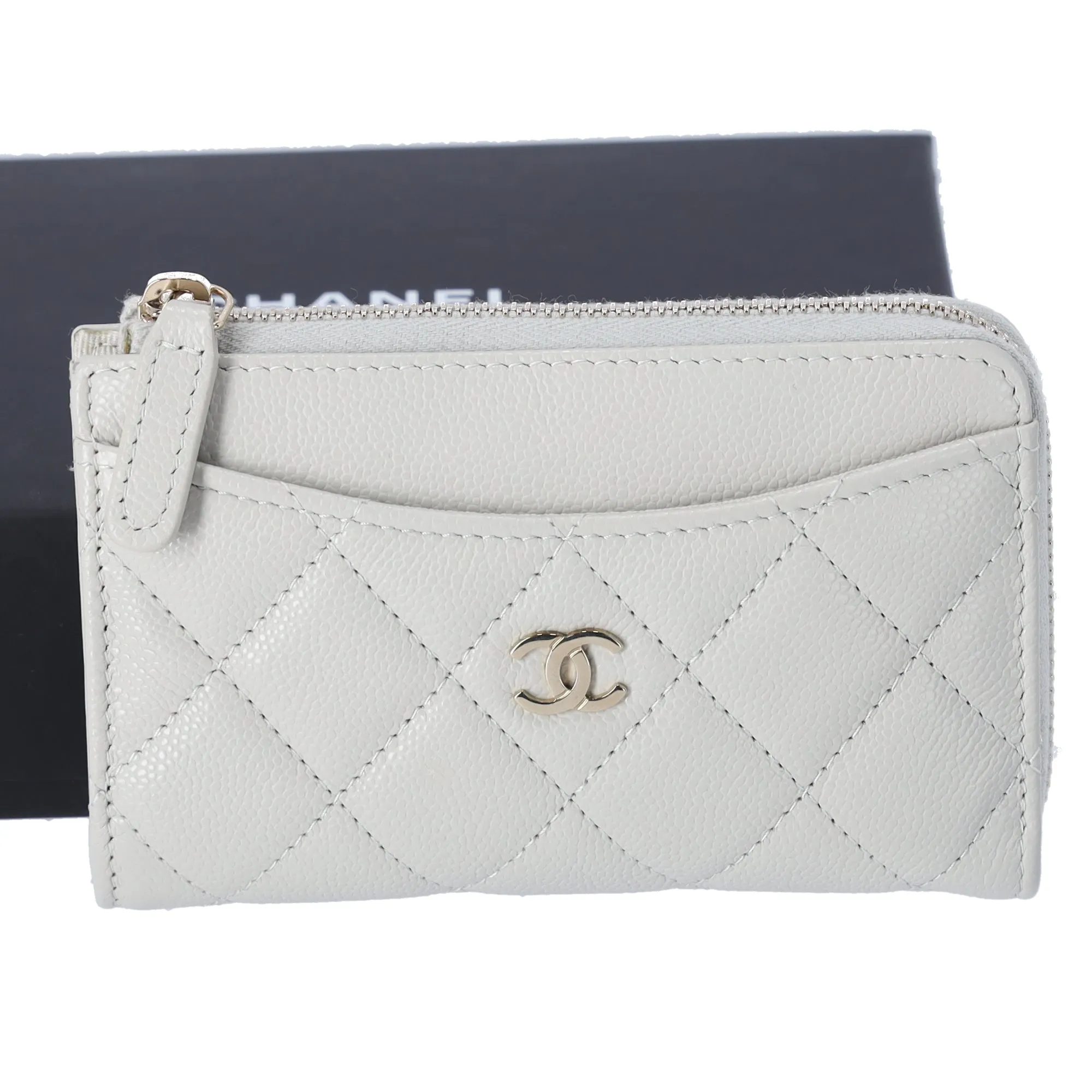 CHANEL Matelasse Card Wallet AP3179 Light Gray Grained Shiny Caviar Leather sold by Gaby's Bags