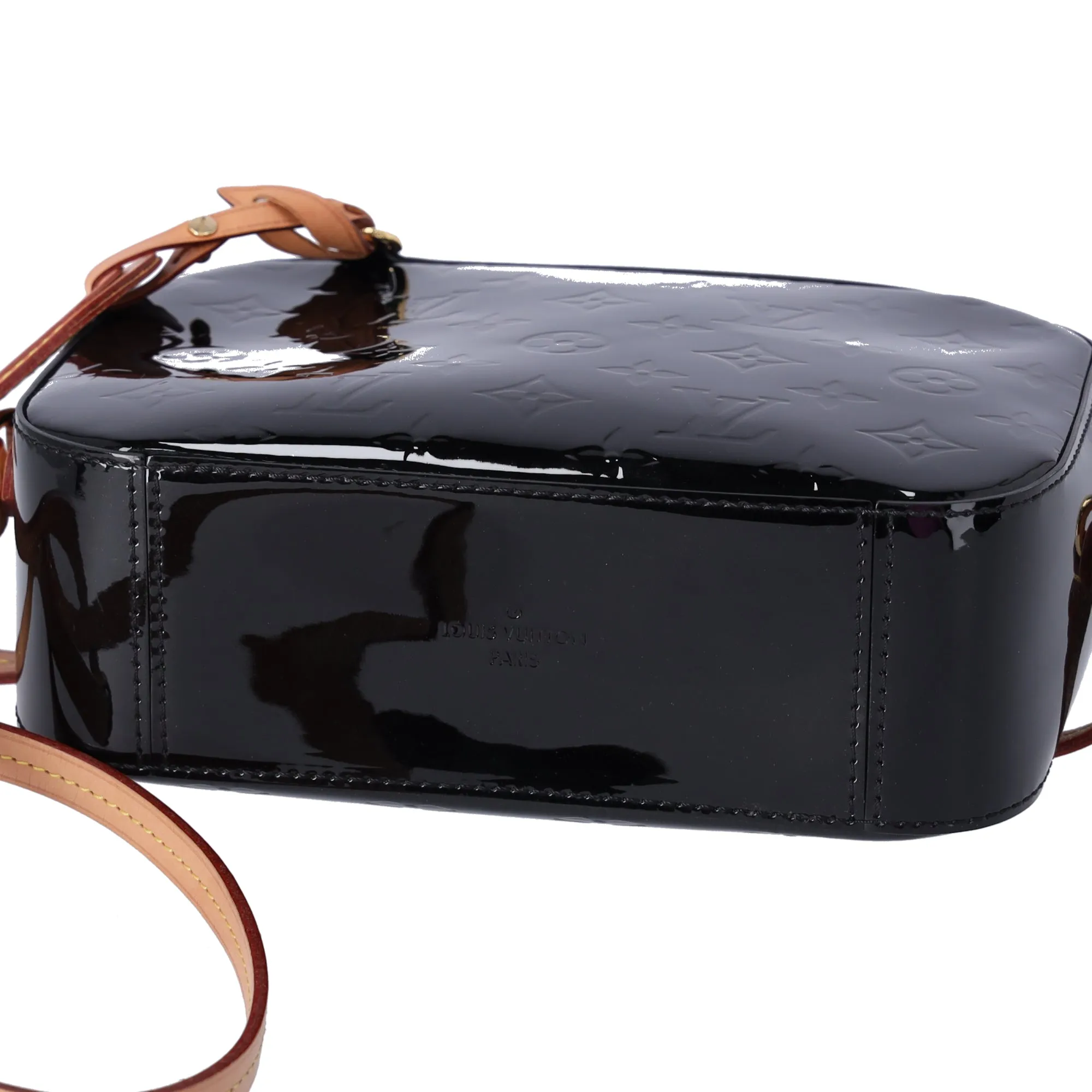 Louis Vuitton Santa Monica Monogram Vernis Shoulder Bag M90370 Noir Vernis sold by Gaby's Bags product image thumbnail 5