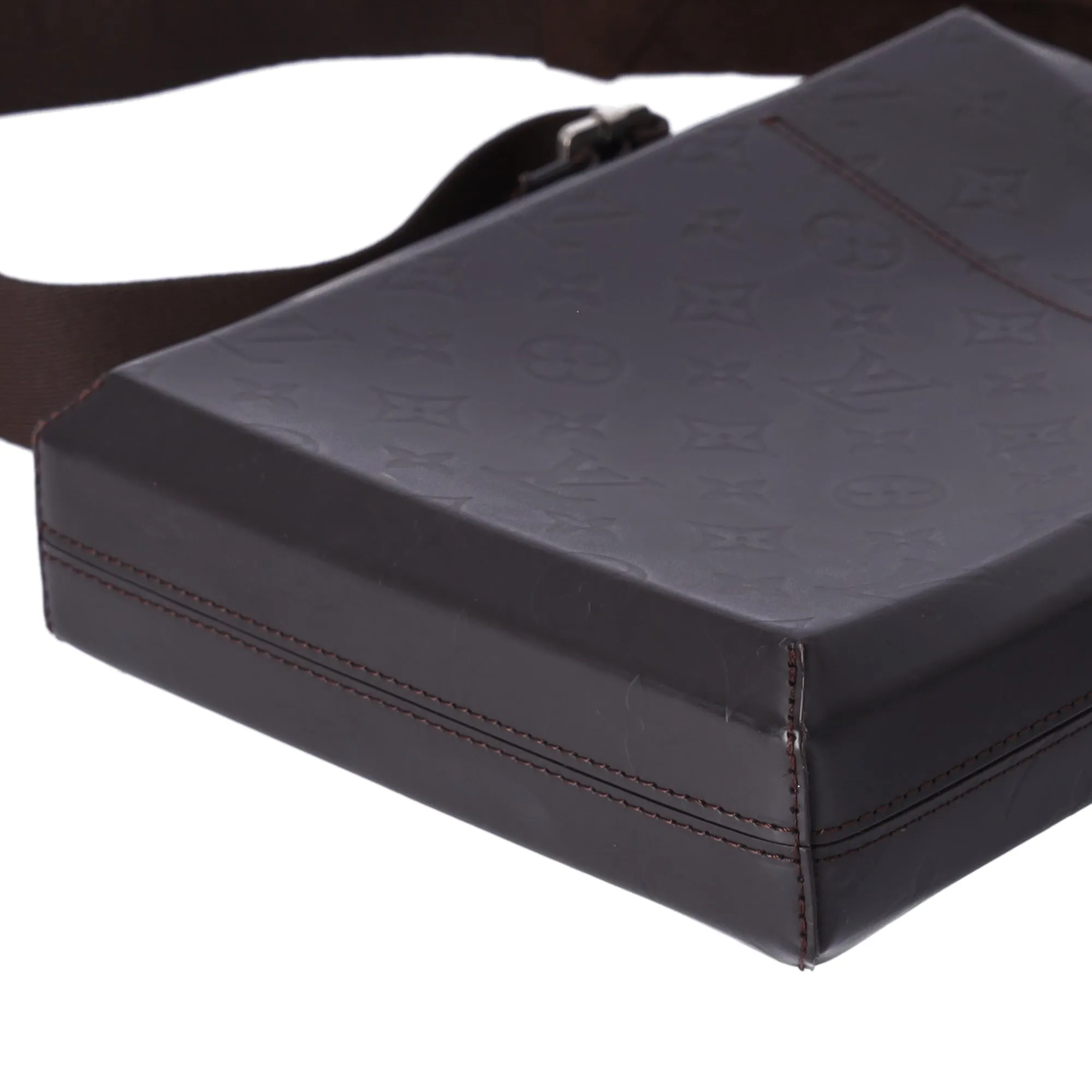 Louis Vuitton Bobby Messenger LV Monogram Embossed Glace Cafe M46520 sold by Gaby's Bags product image thumbnail 4