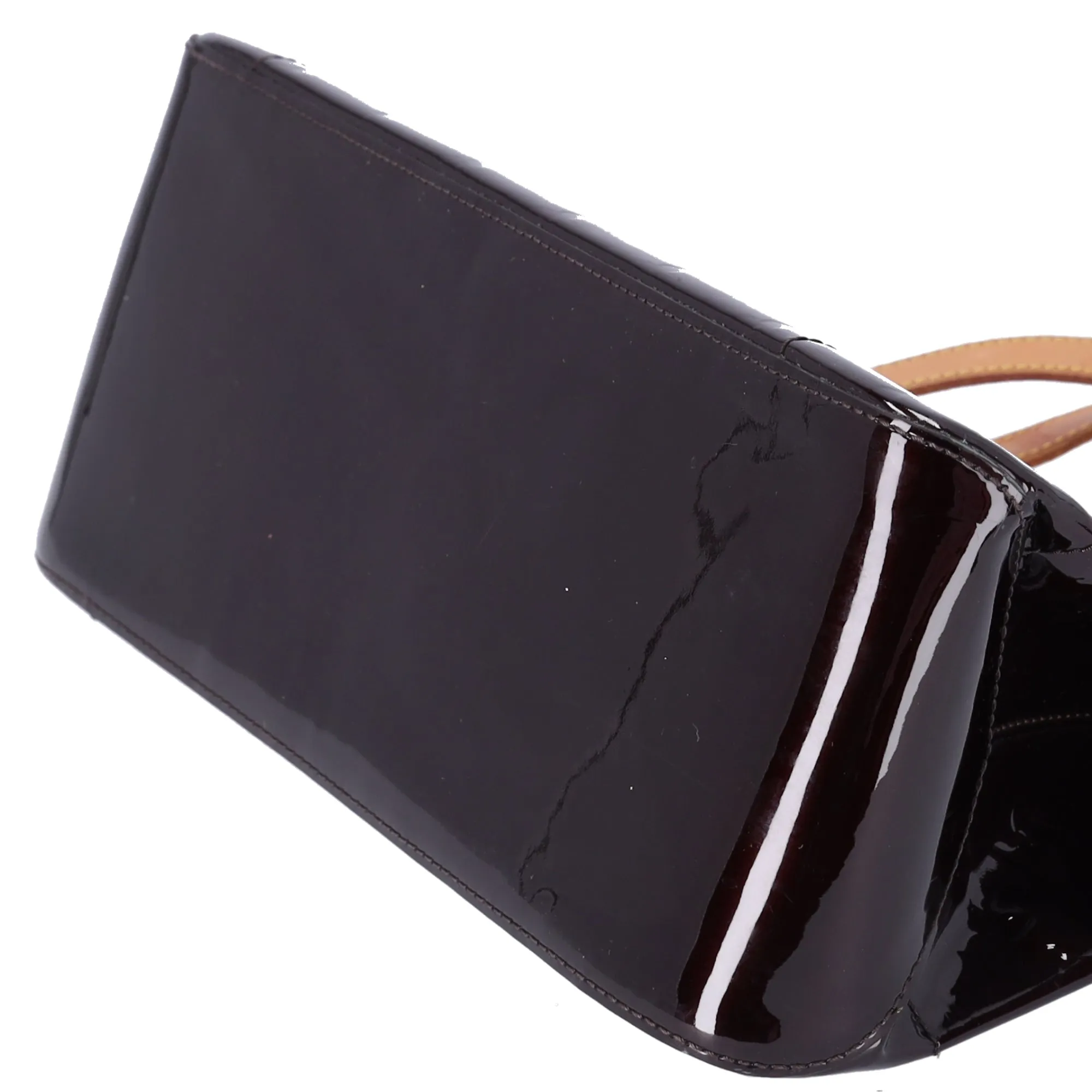 Louis Vuitton Rosewood Avenue Monogram Vernis Shoulder Bag M93510 Amarante sold by Gaby's Bags product image thumbnail 4