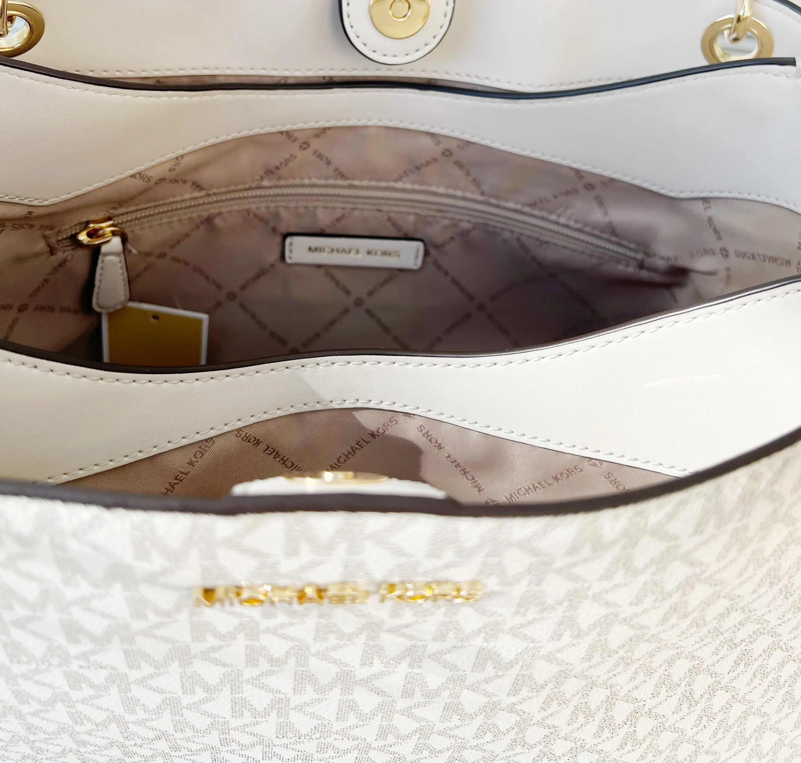 Michael Kors Trisha Large Triple Compartment Shoulder Tote Light Cream Multi sold by Gaby's Bags product image thumbnail 4