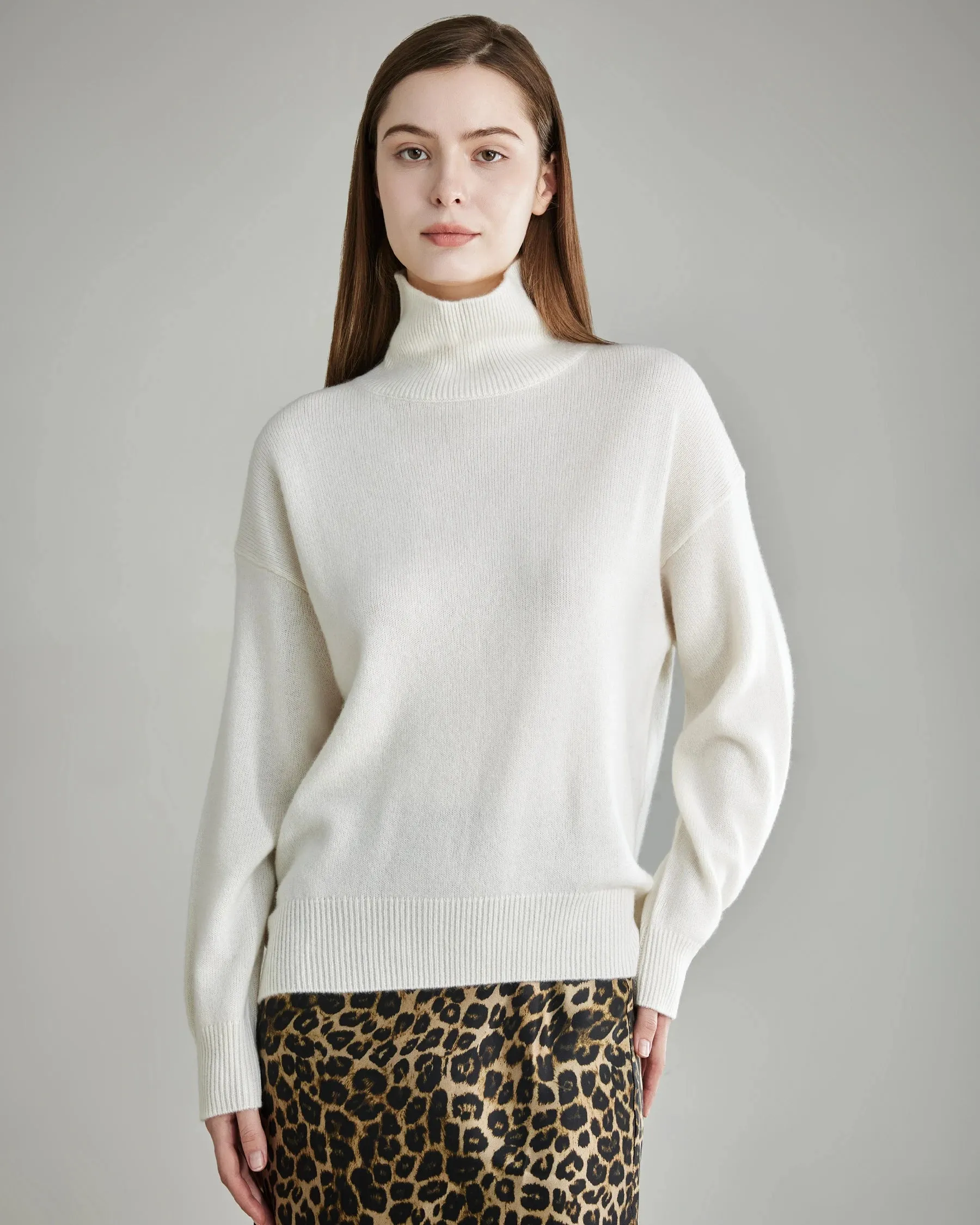Women's Loose Turtleneck Cashmere Sweater sold by DAISYSILK product image thumbnail 5