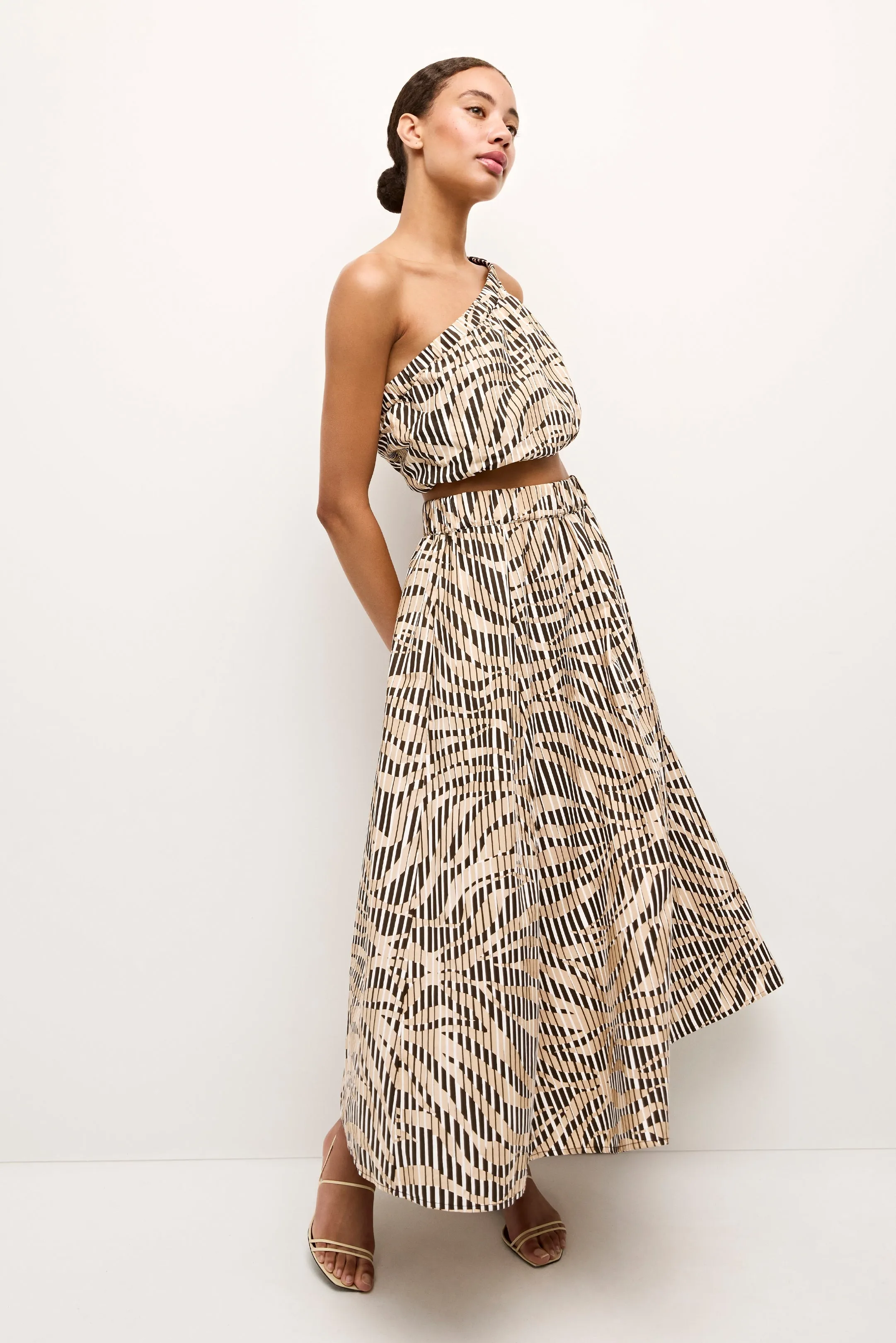 Giselle Top sold by Modatrova product image thumbnail 3