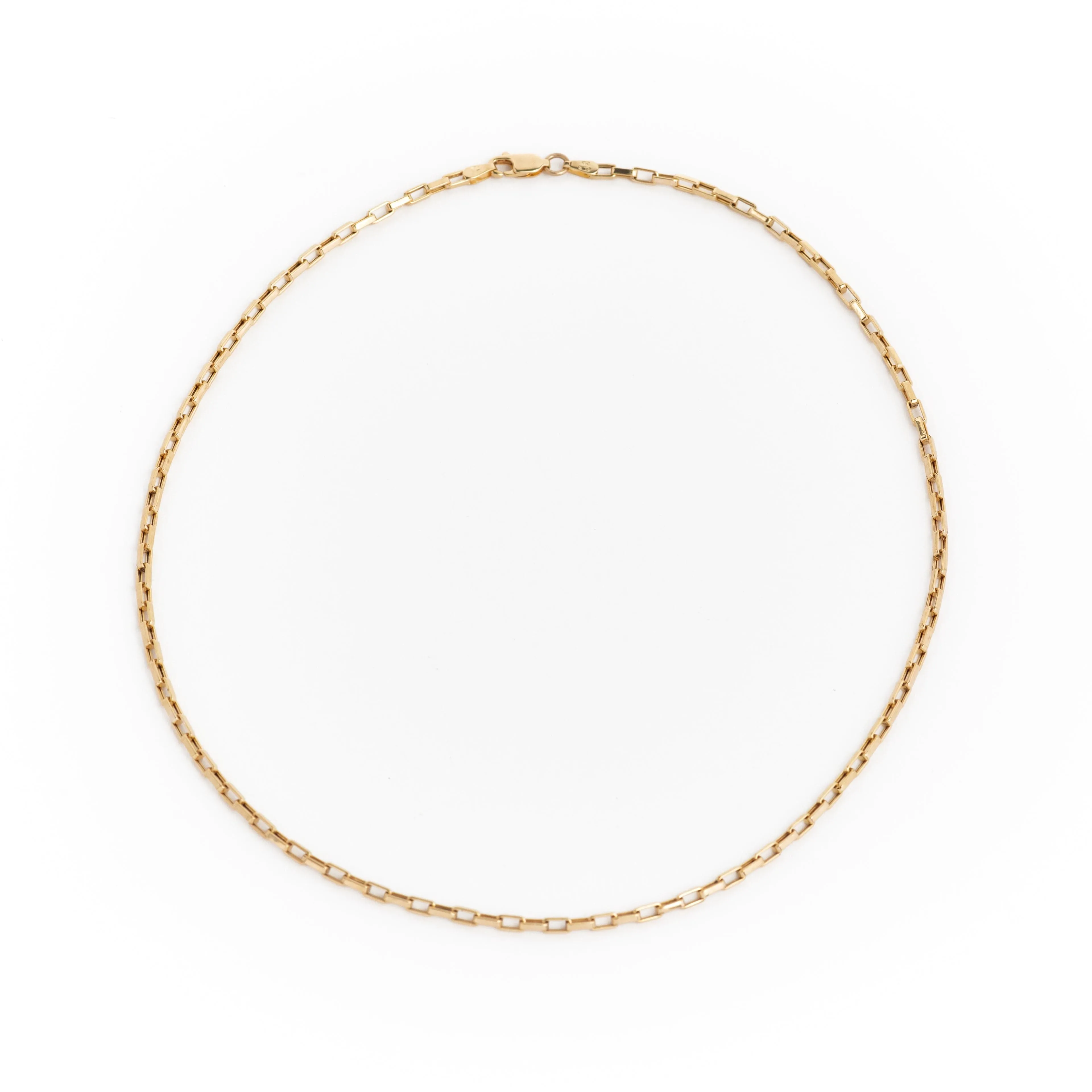 Long Box Chain sold by Modatrova