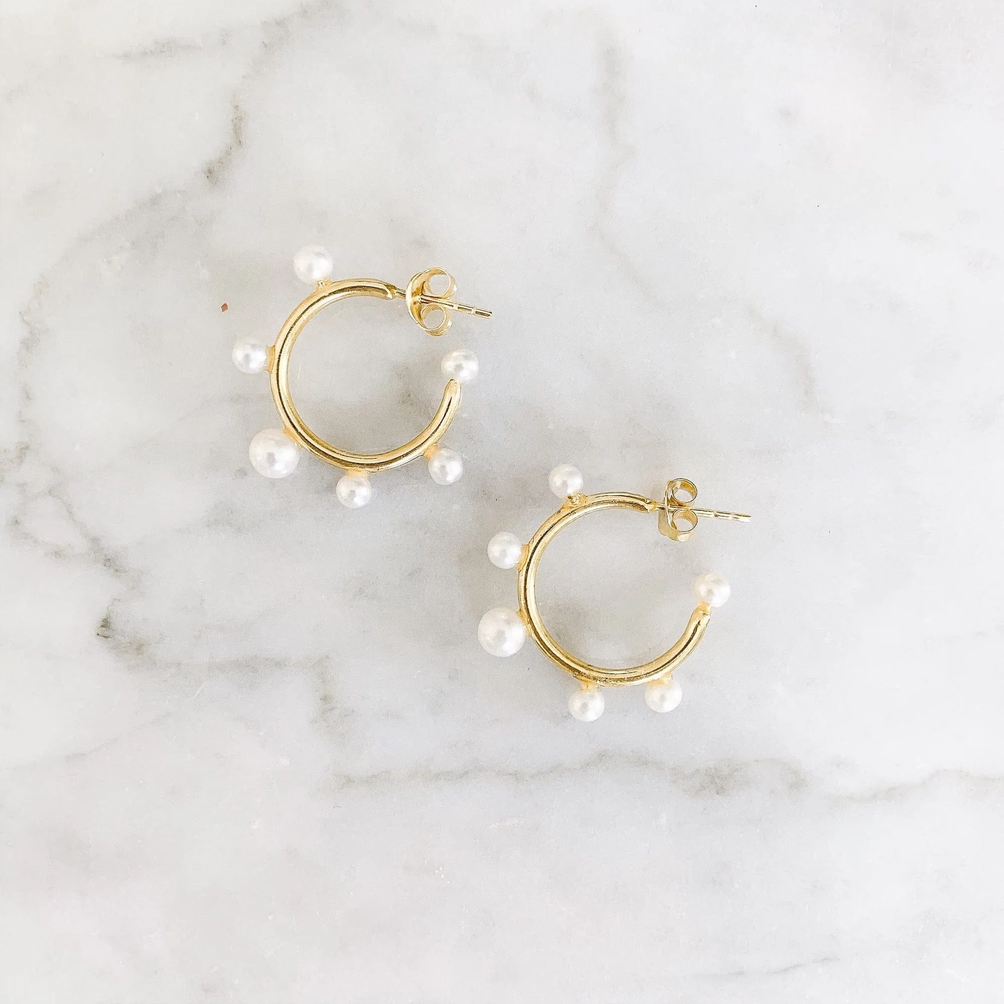 Pearl Hoops | Small sold by Modatrova product image thumbnail 2