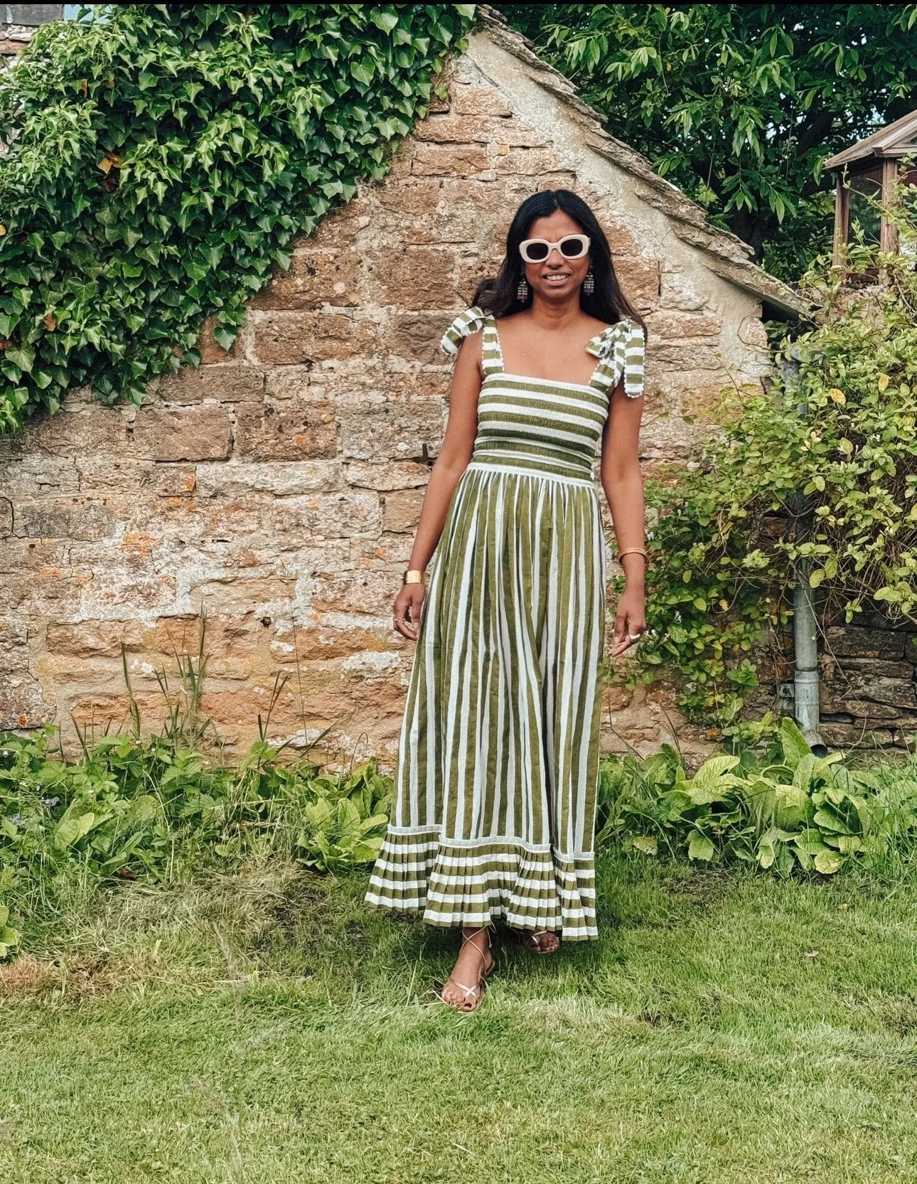 Gretchen Dress sold by Modatrova product image thumbnail 4