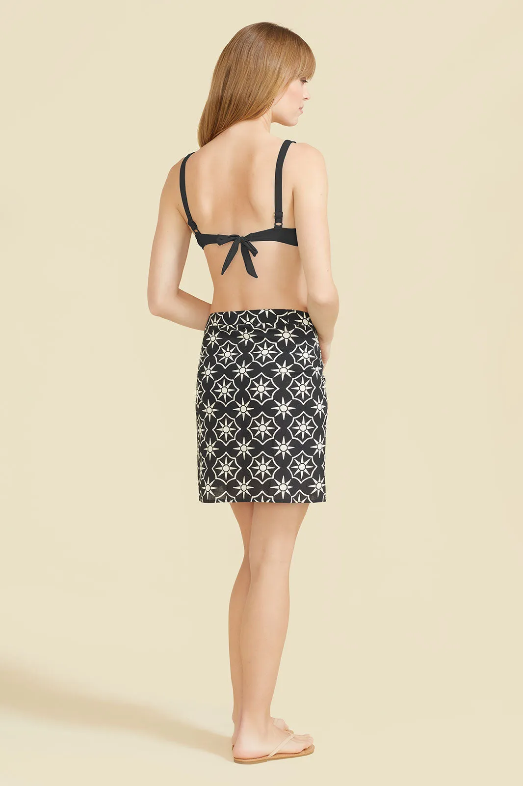 Sitano x SimkinStyle Natalia Sarong - Black/Cream sold by Modatrova product image thumbnail 3