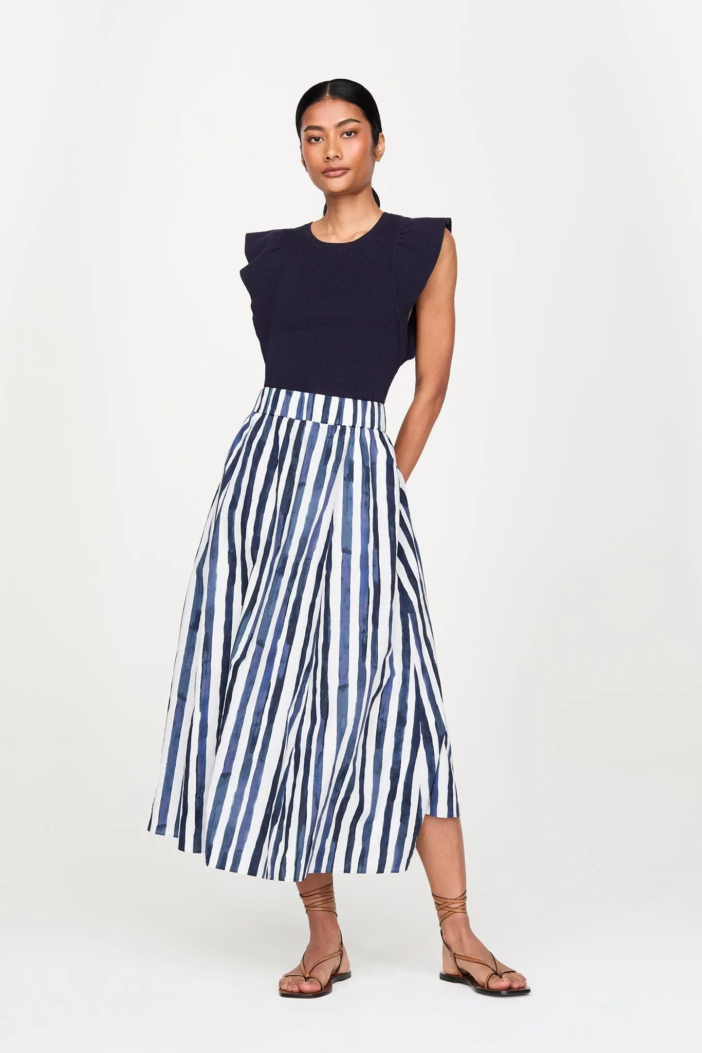Sasha Skirt sold by Modatrova product image thumbnail 2