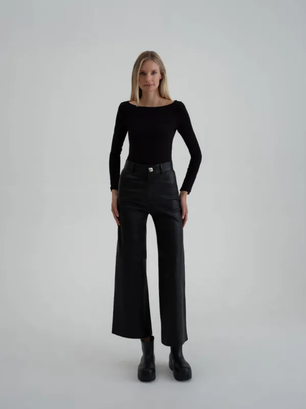 Boatneck Top, Black sold by Modatrova