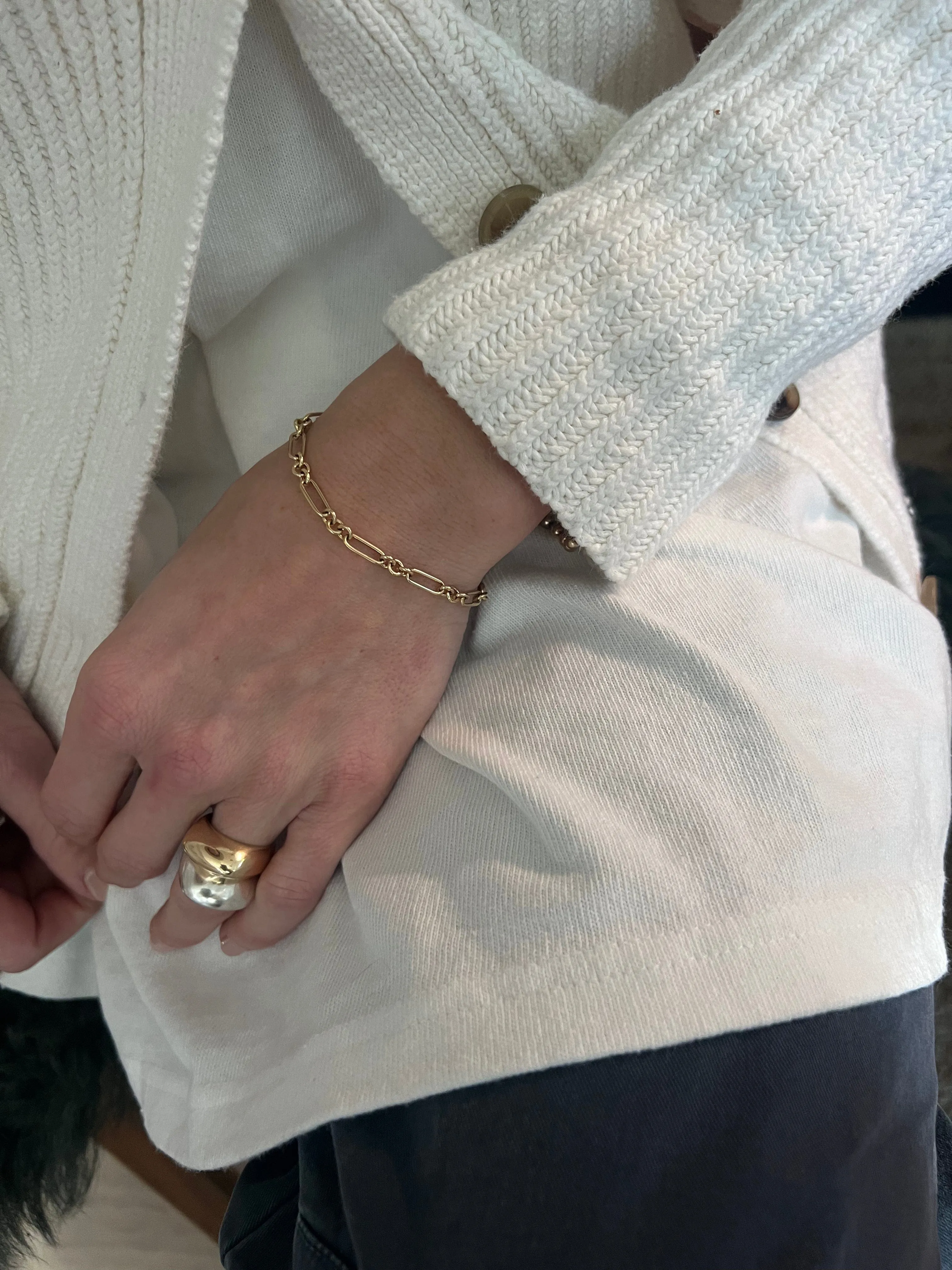 Hofsa Bracelet sold by Modatrova product image thumbnail 4