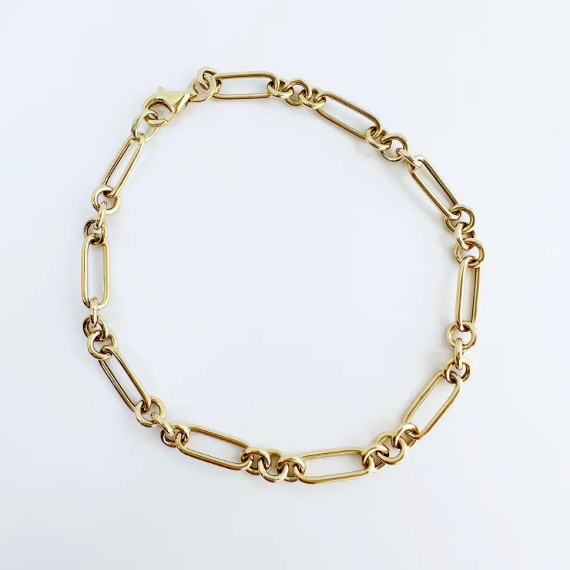 Hofsa Bracelet sold by Modatrova