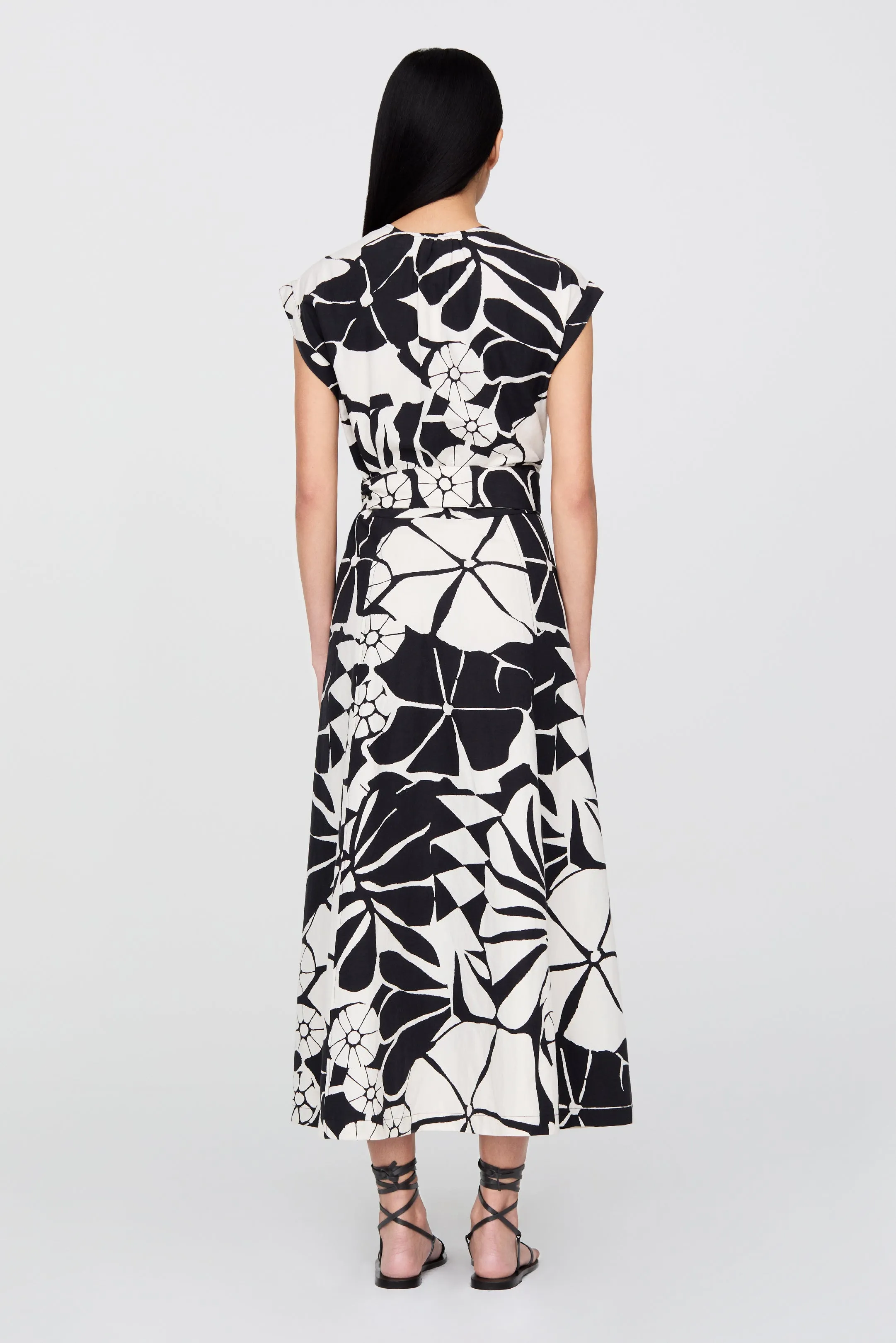 Polly Dress sold by Modatrova product image thumbnail 5