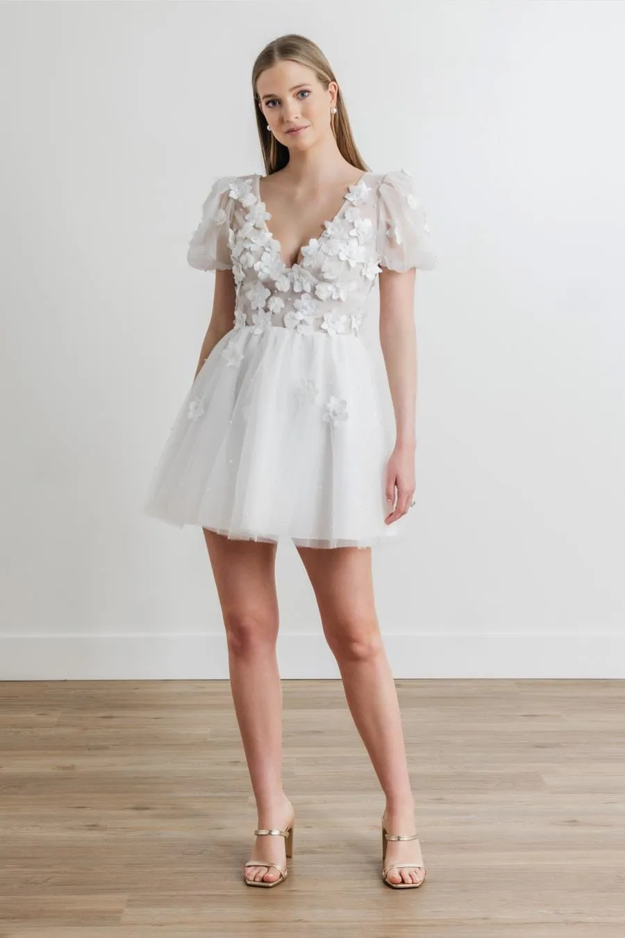 Tulip sold by Modatrova