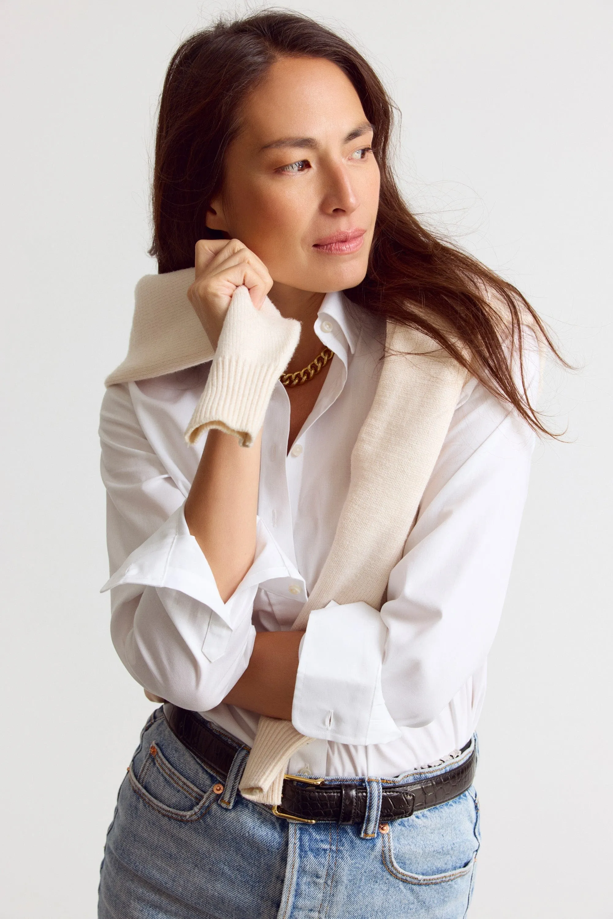 The Icon Shirt sold by Modatrova product image thumbnail 5