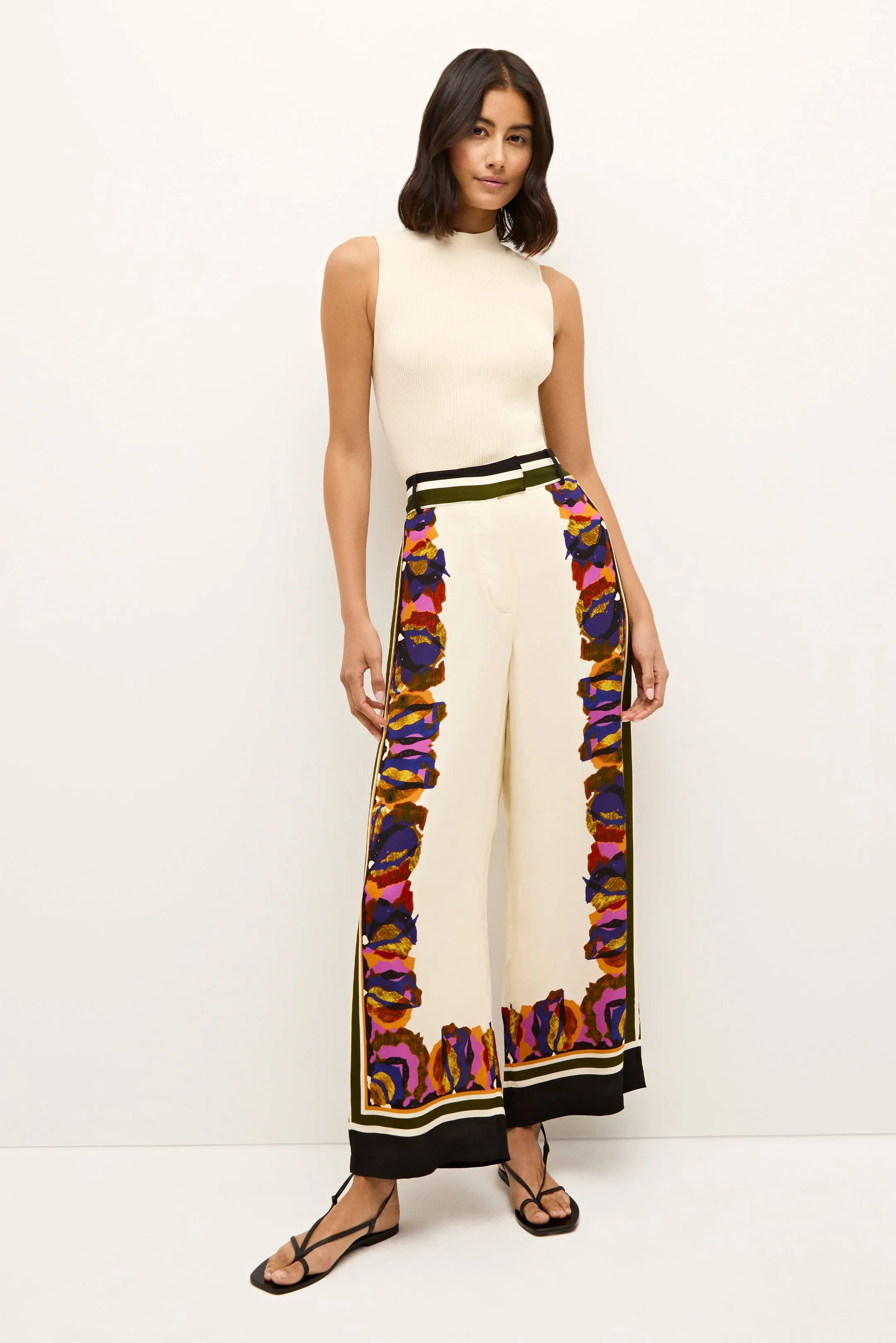 Mazie Top sold by Modatrova product image thumbnail 2