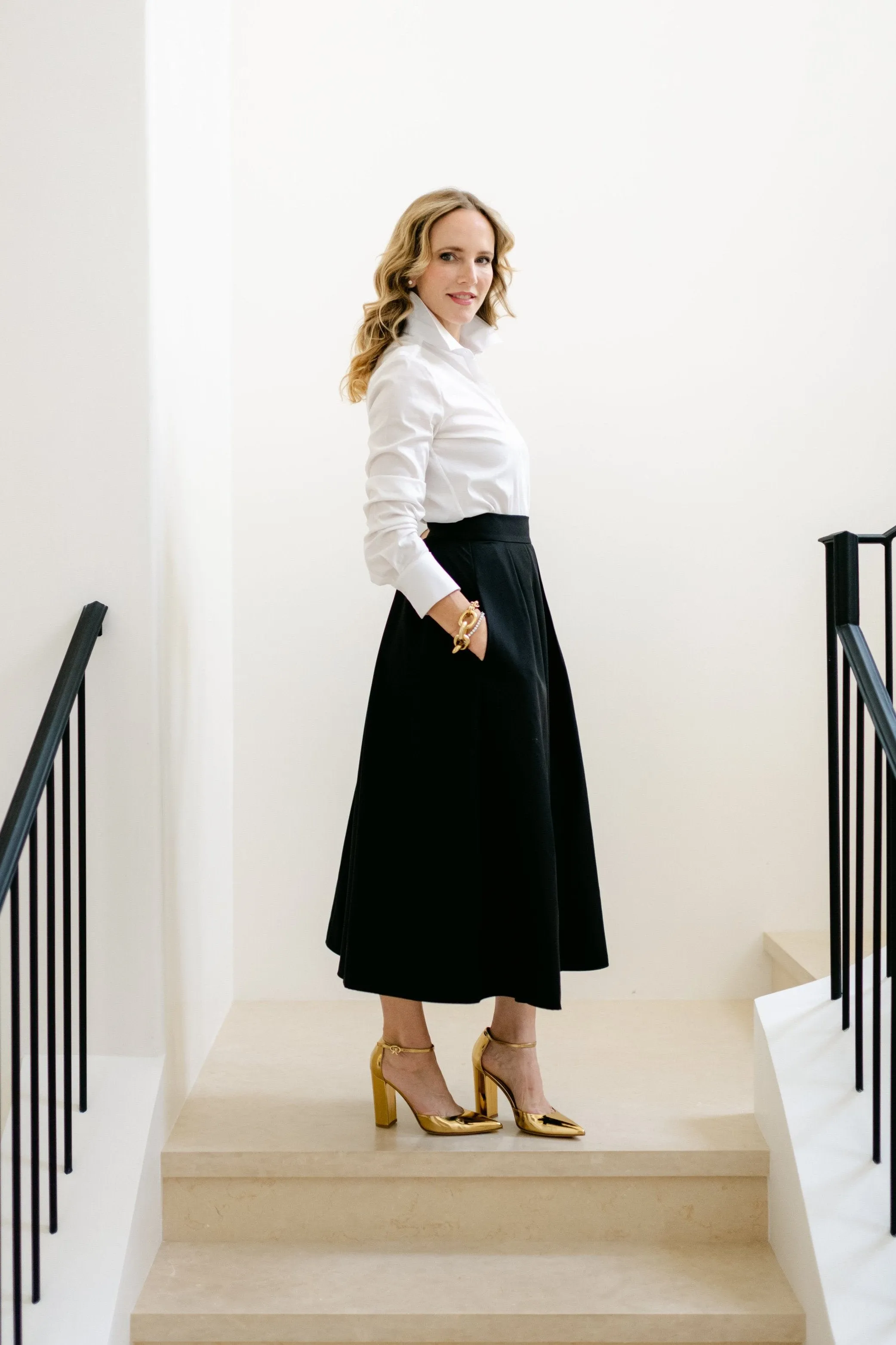 The Ashley Skirt sold by Modatrova product image thumbnail 2