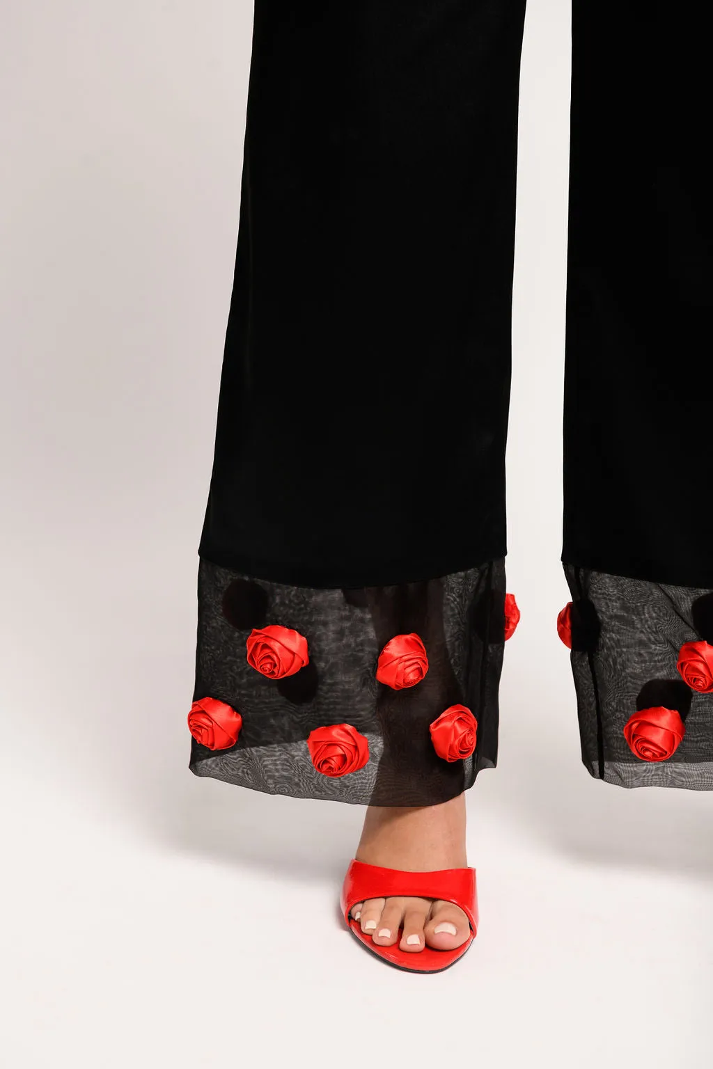 Lipari Pant sold by Modatrova product image thumbnail 2