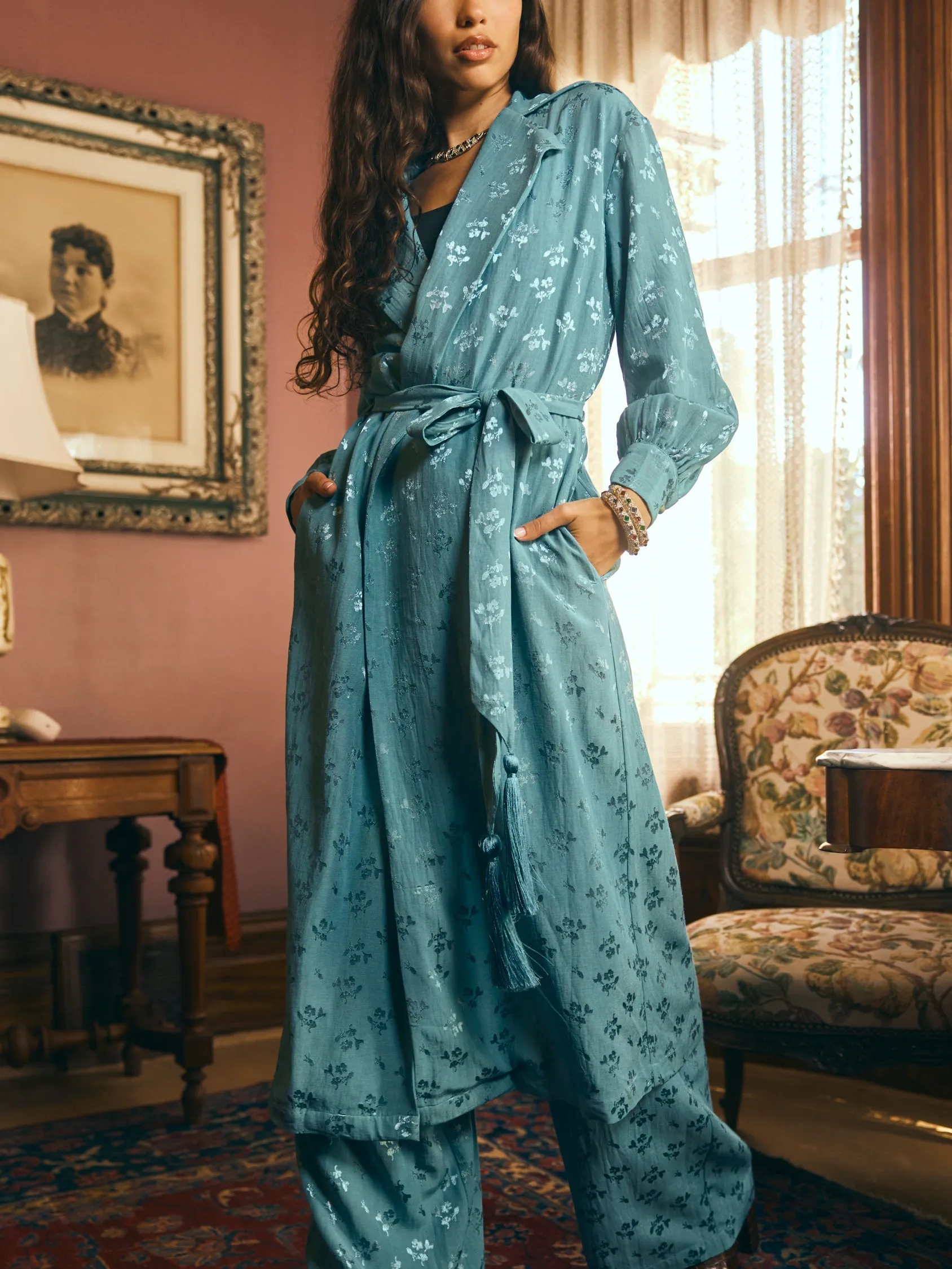 Helen Jacket sold by Modatrova