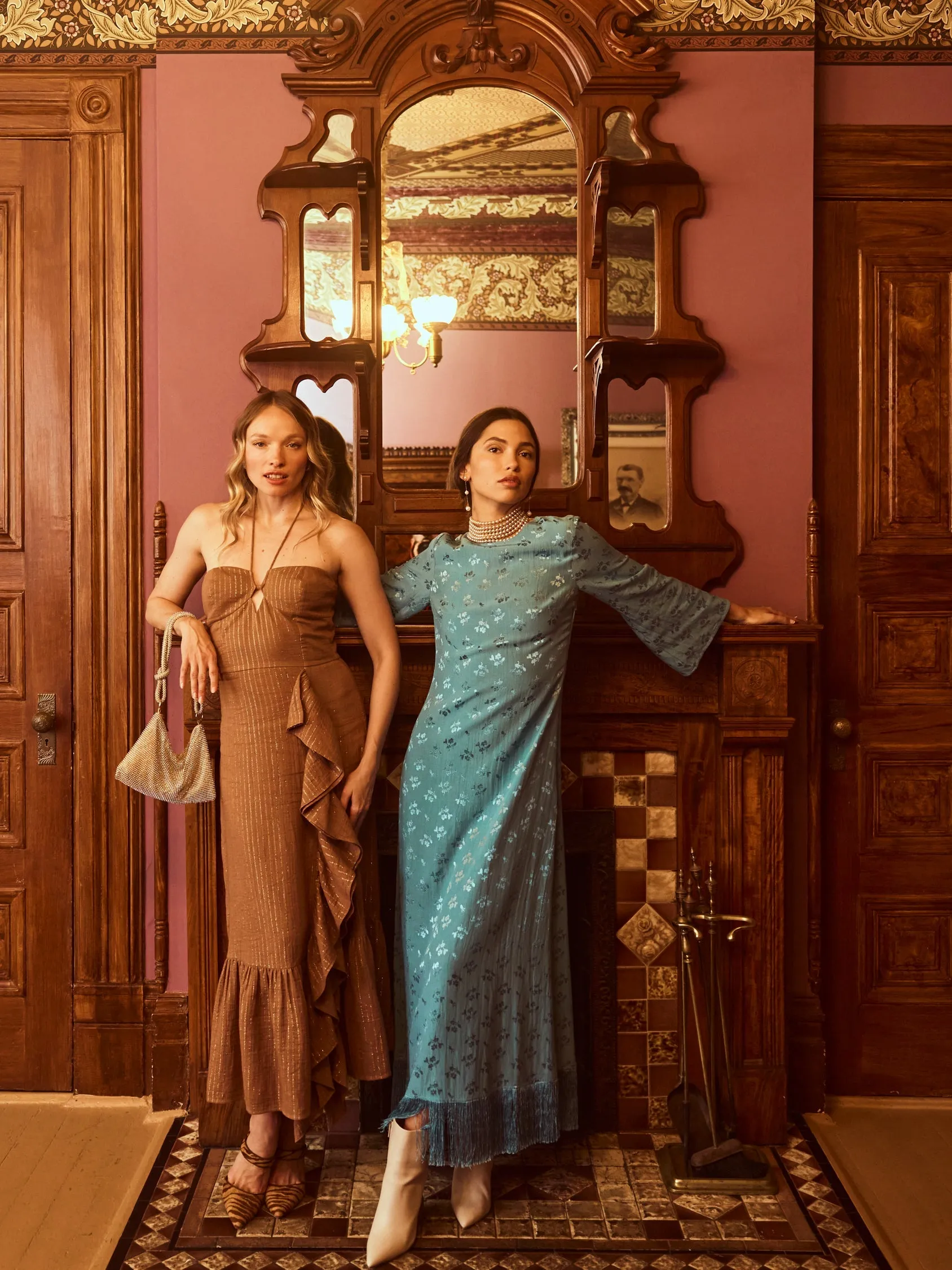 Ariana Dress sold by Modatrova product image thumbnail 5