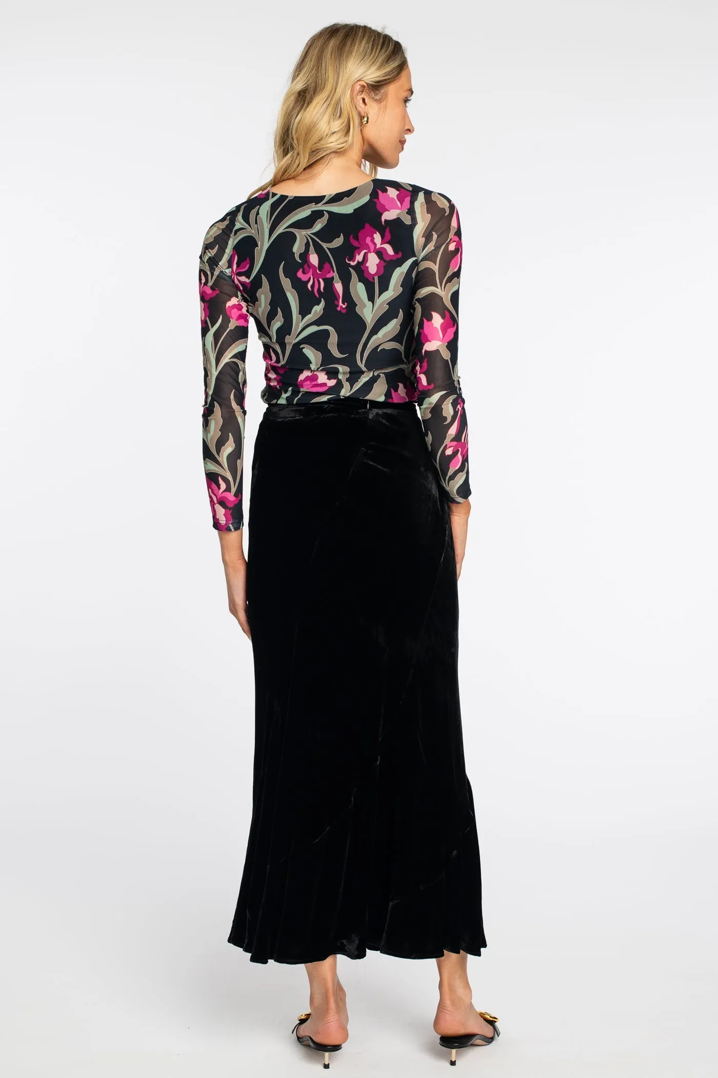 Mia Top in Iris sold by Modatrova product image thumbnail 2