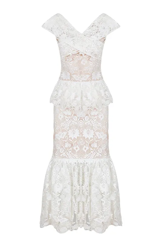 Bridal Lily Set sold by Modatrova