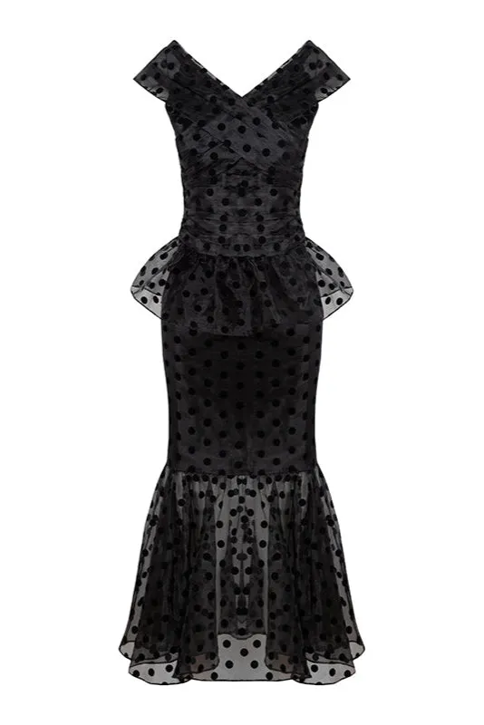 Lily Set in Black Organza sold by Modatrova