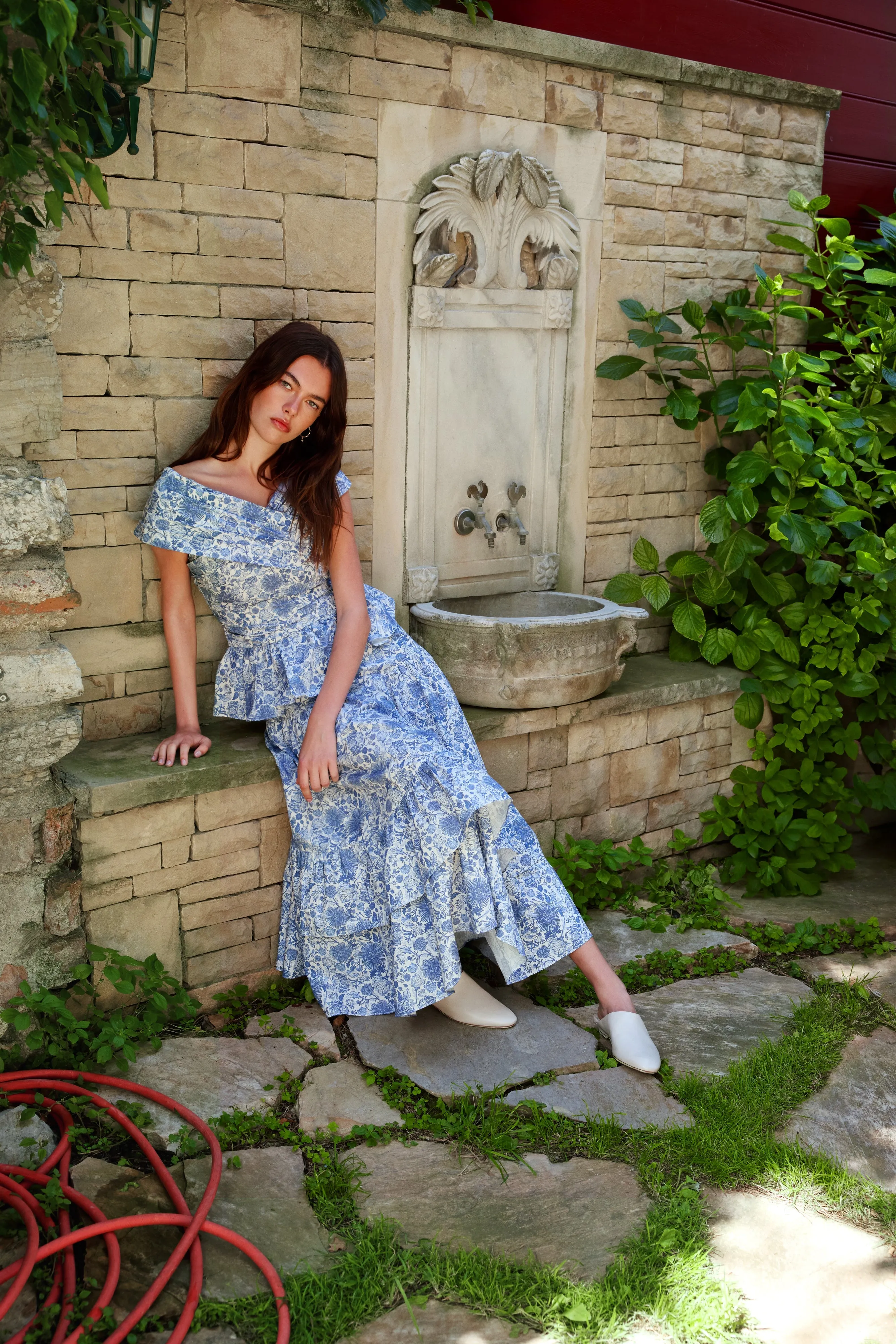 Lily Set in Blue sold by Modatrova