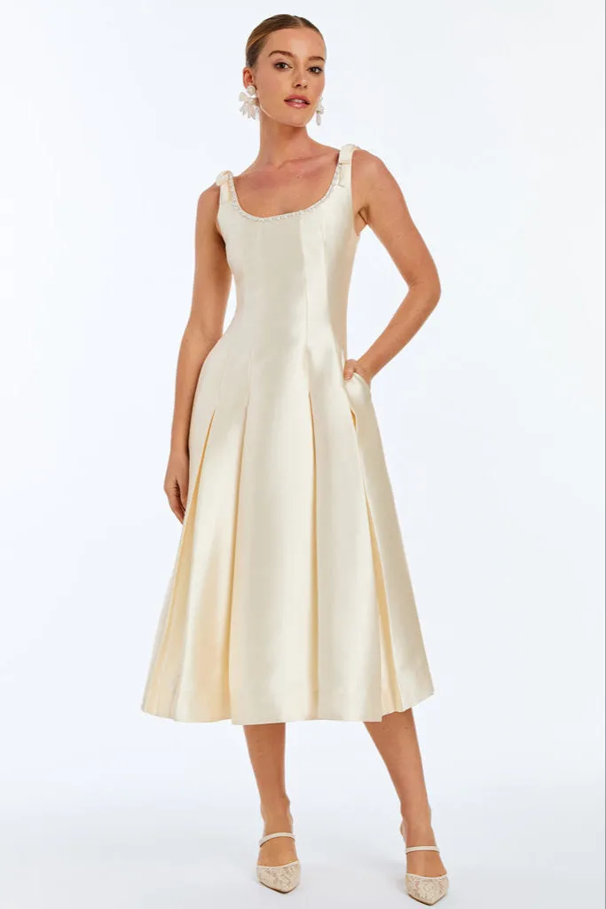 Gillian Pearl Midi Dress sold by Modatrova